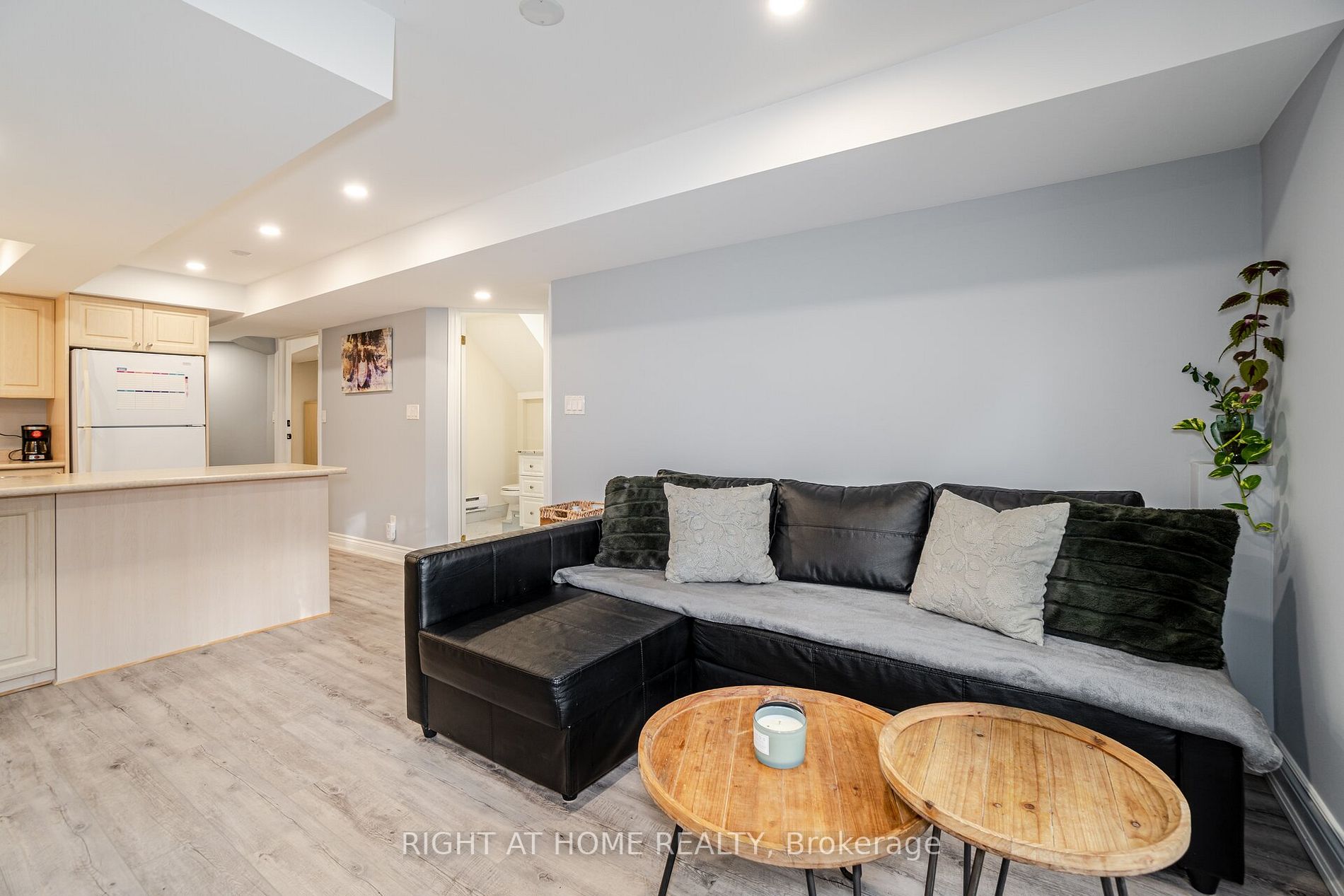 70 Rush Rd