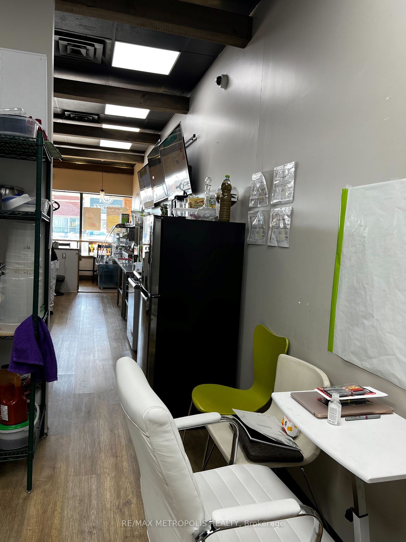 443 The Queensway S, #23