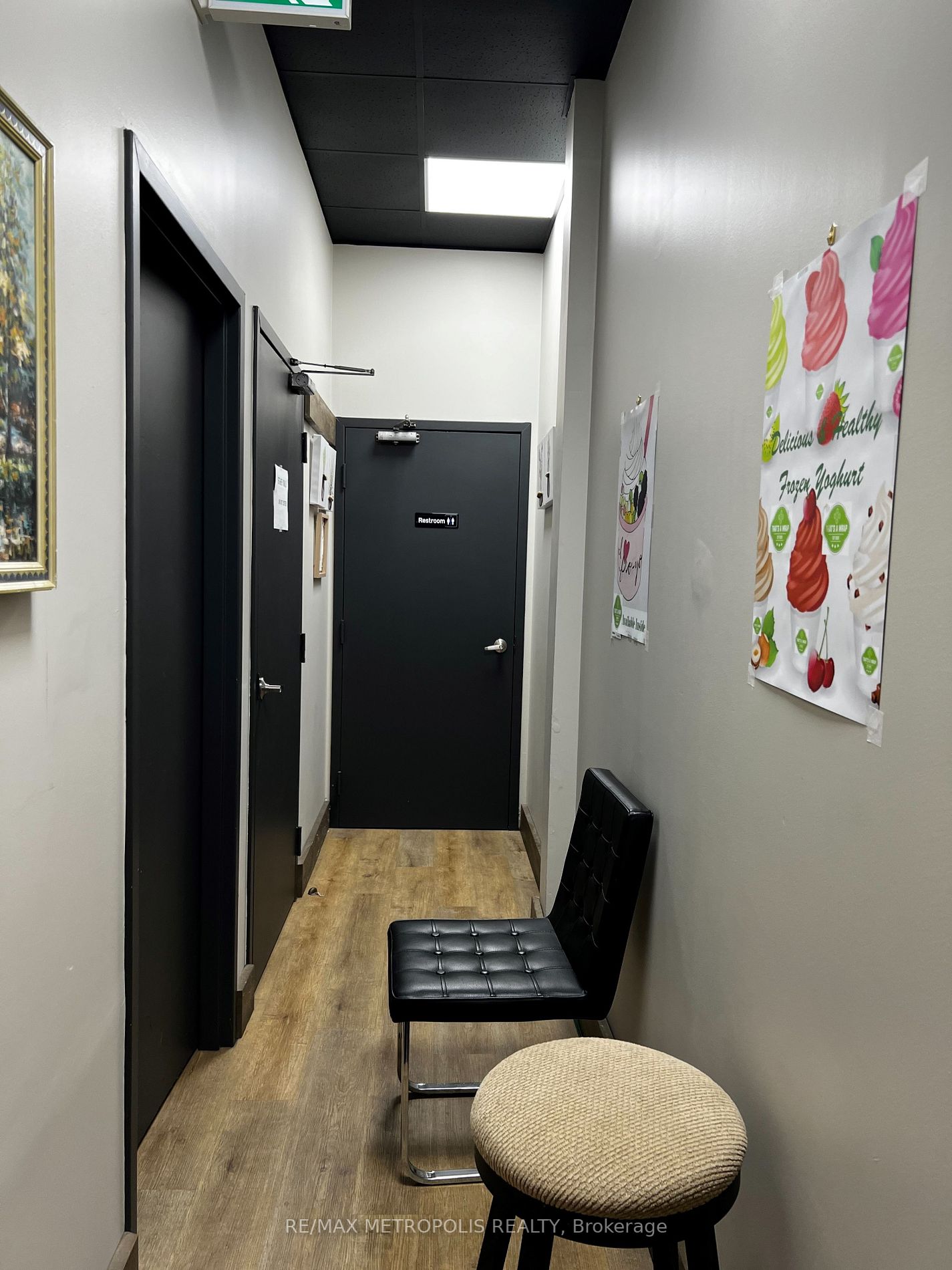 443 The Queensway S, #23