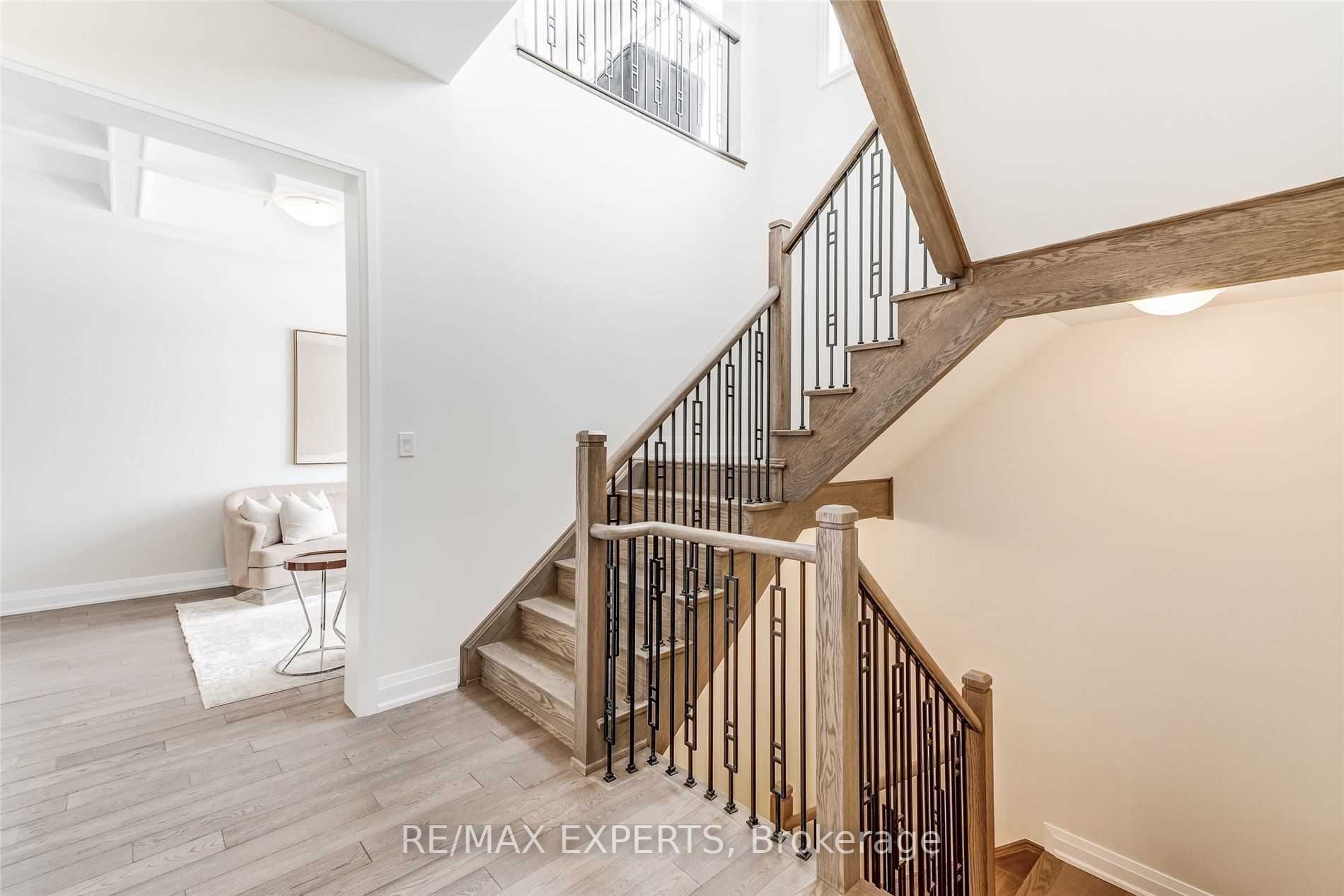 46 Galen Cres