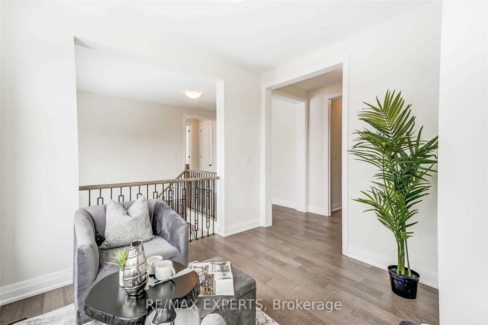 46 Galen Cres