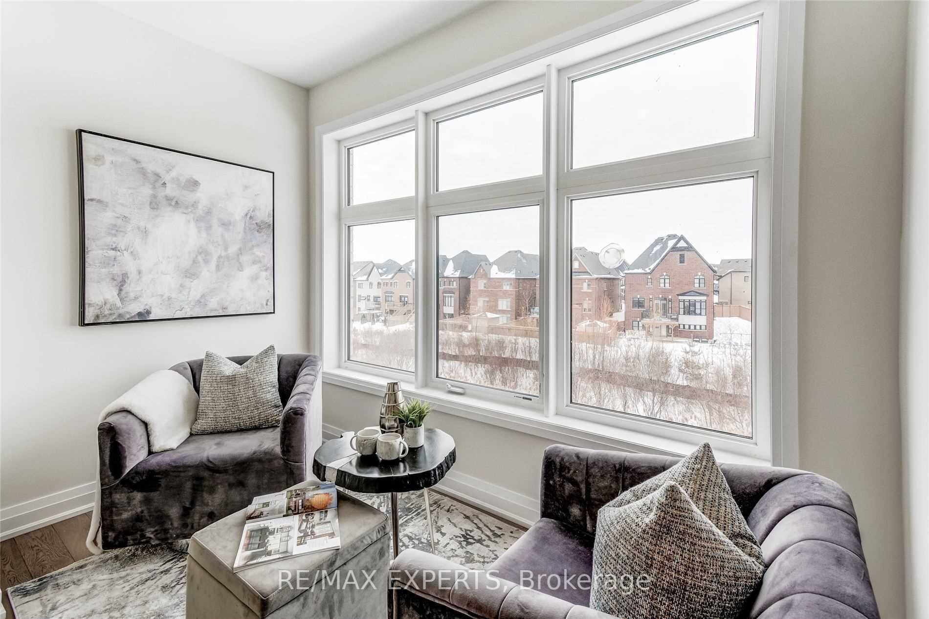 46 Galen Cres