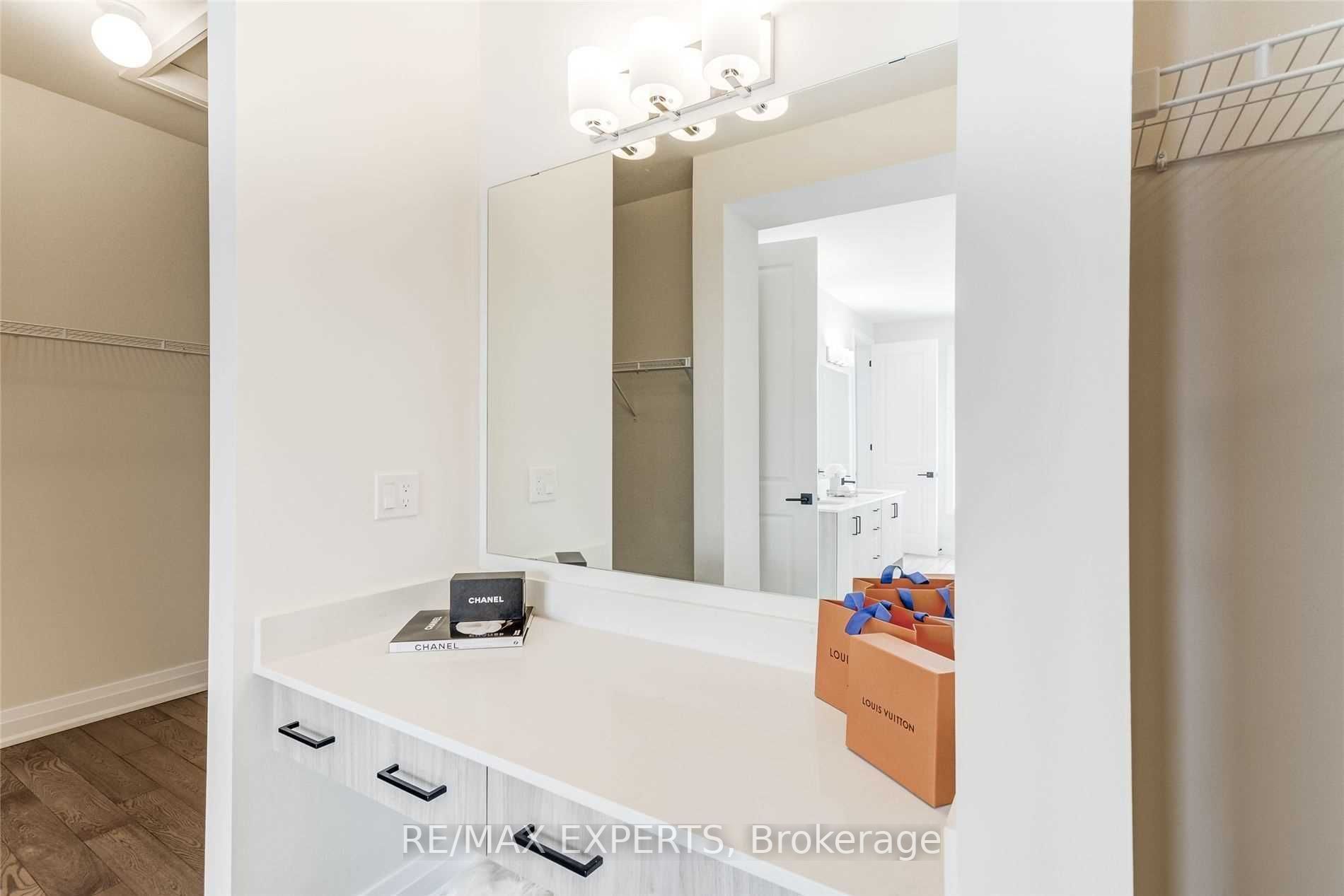 46 Galen Cres