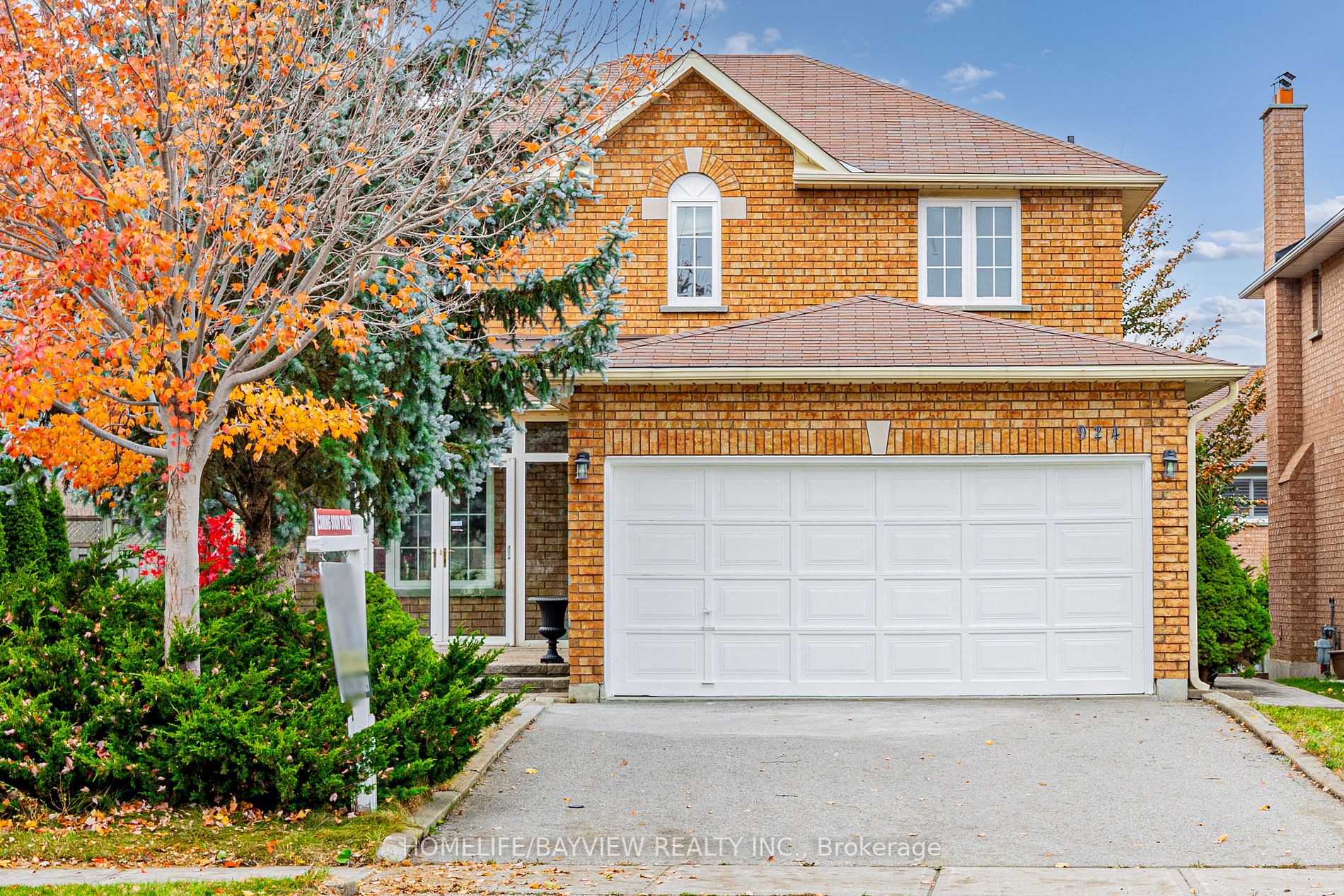 924 College Manor Drive