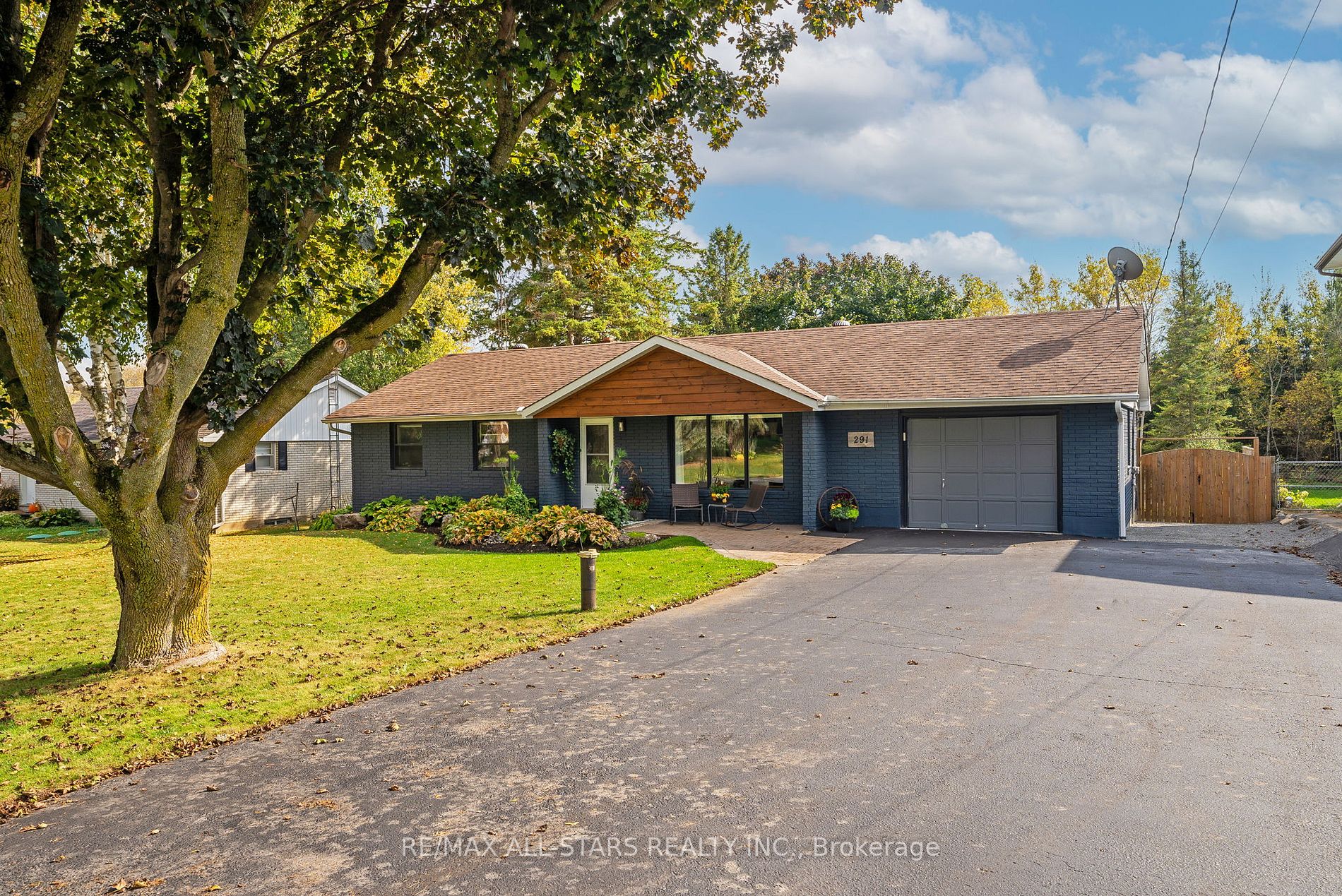291 Zephyr Rd