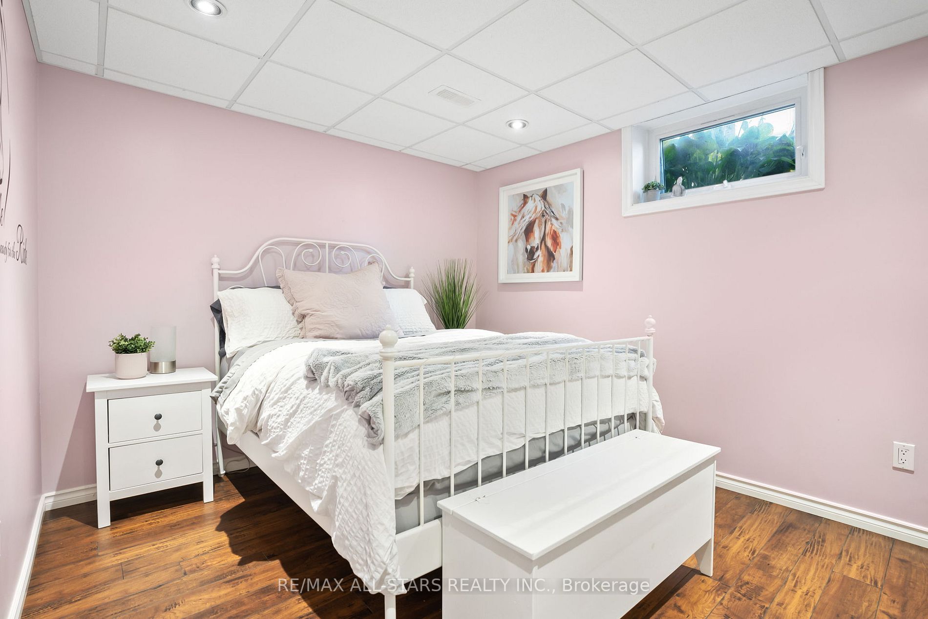 291 Zephyr Rd