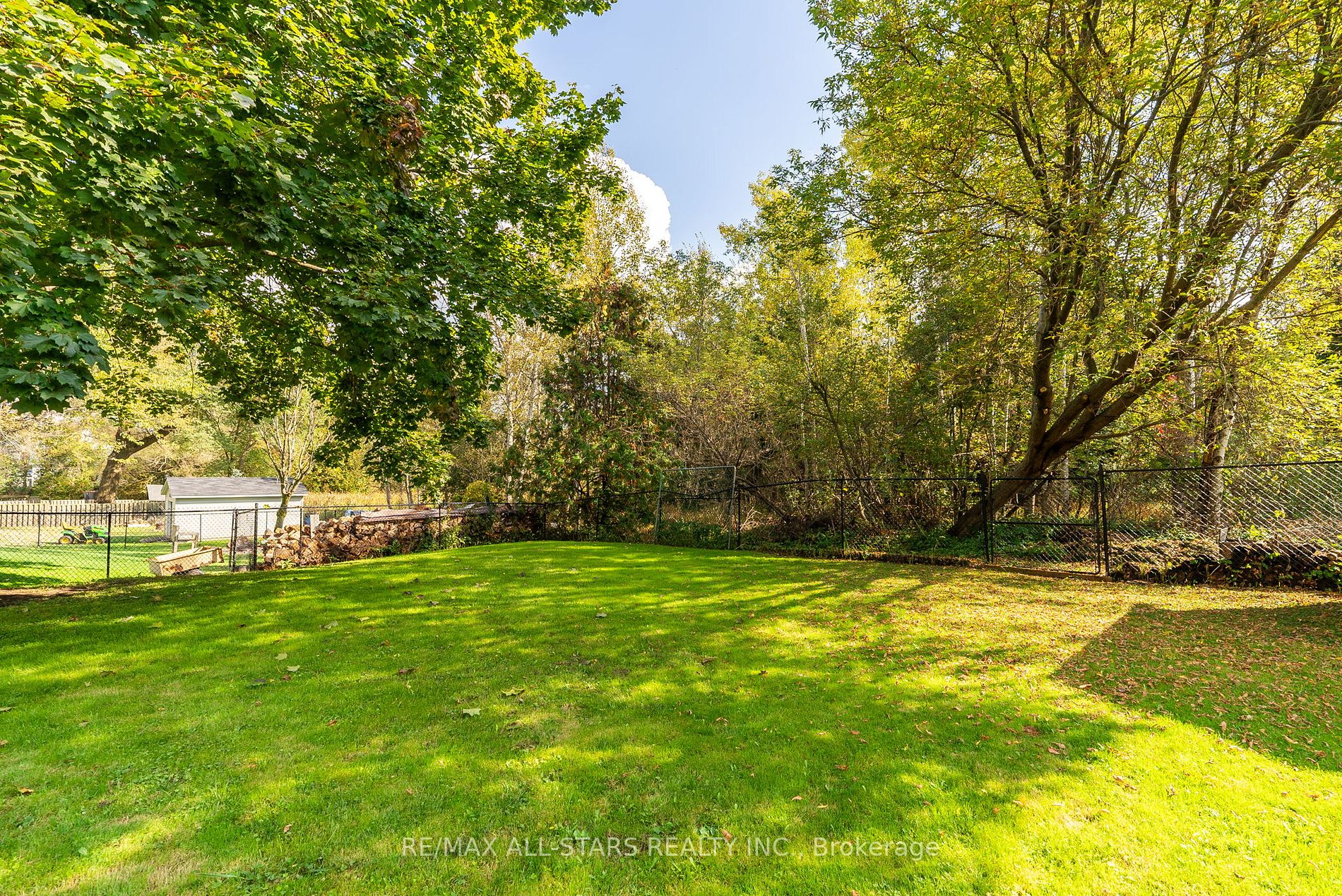 291 Zephyr Rd