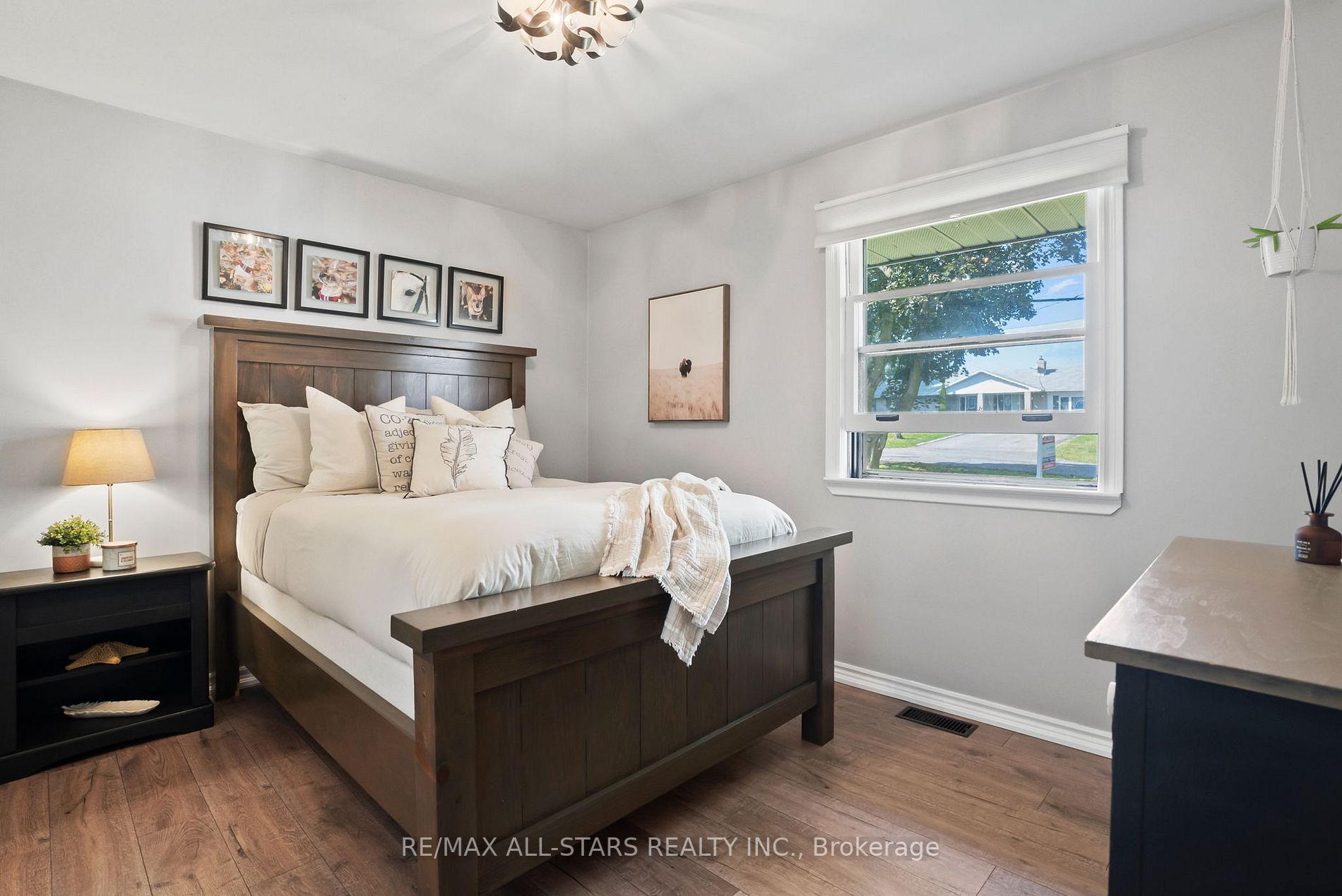 291 Zephyr Rd
