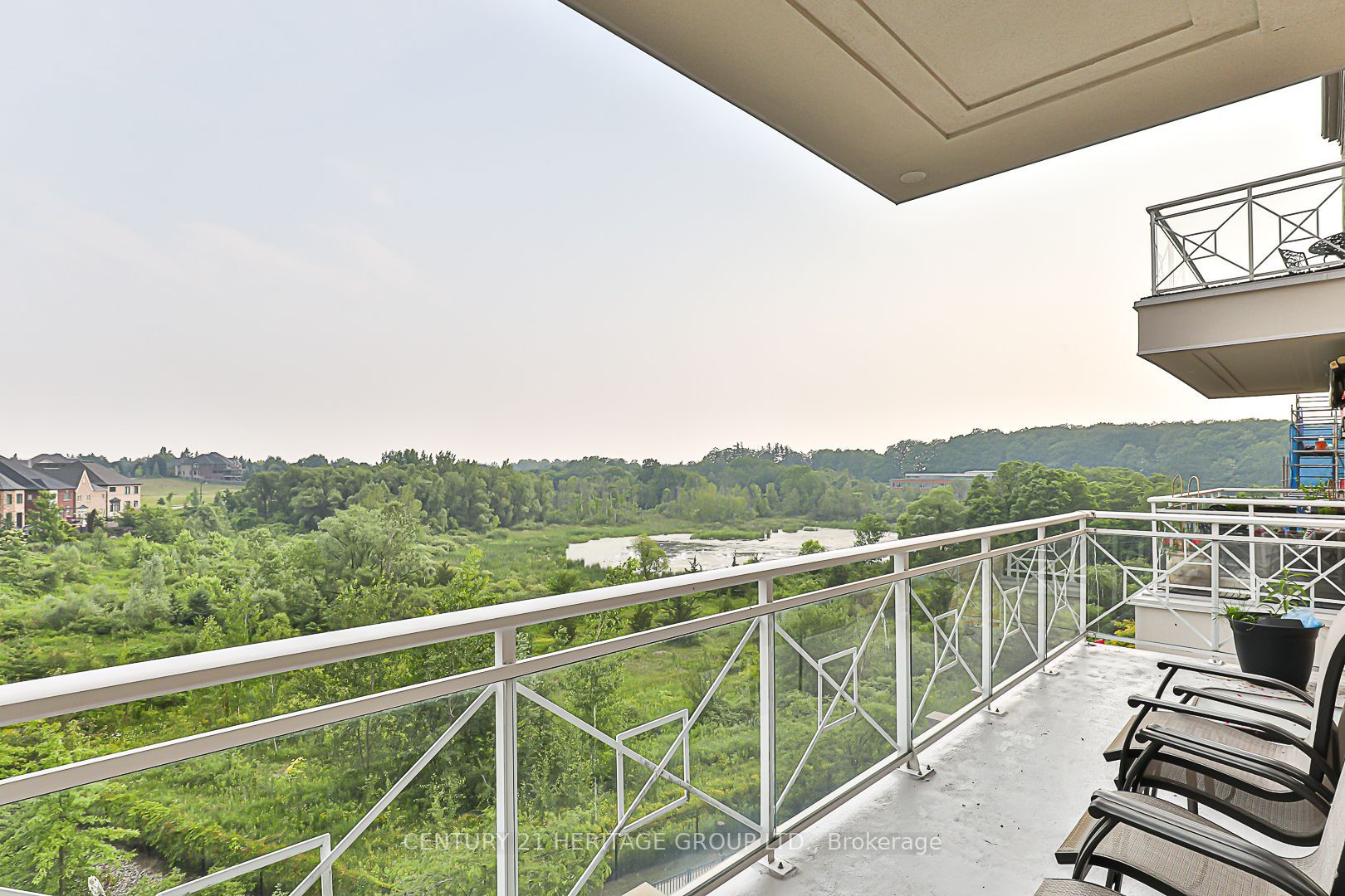 80 Burns Blvd, #321