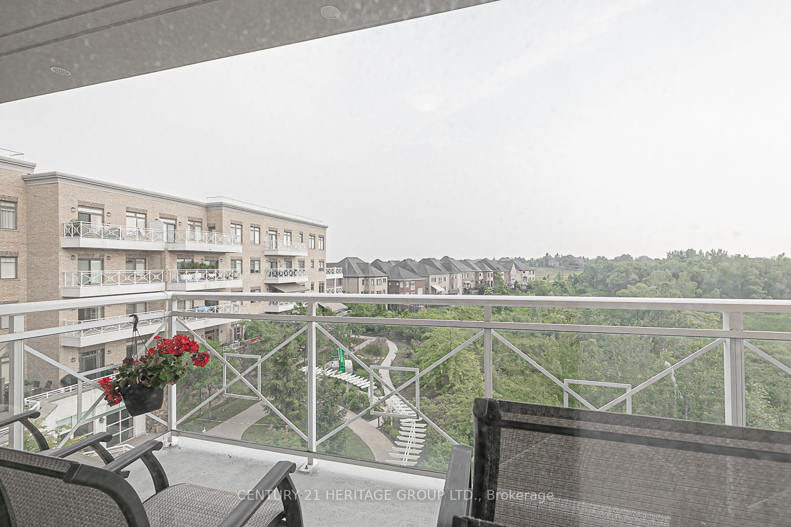 80 Burns Blvd, #321
