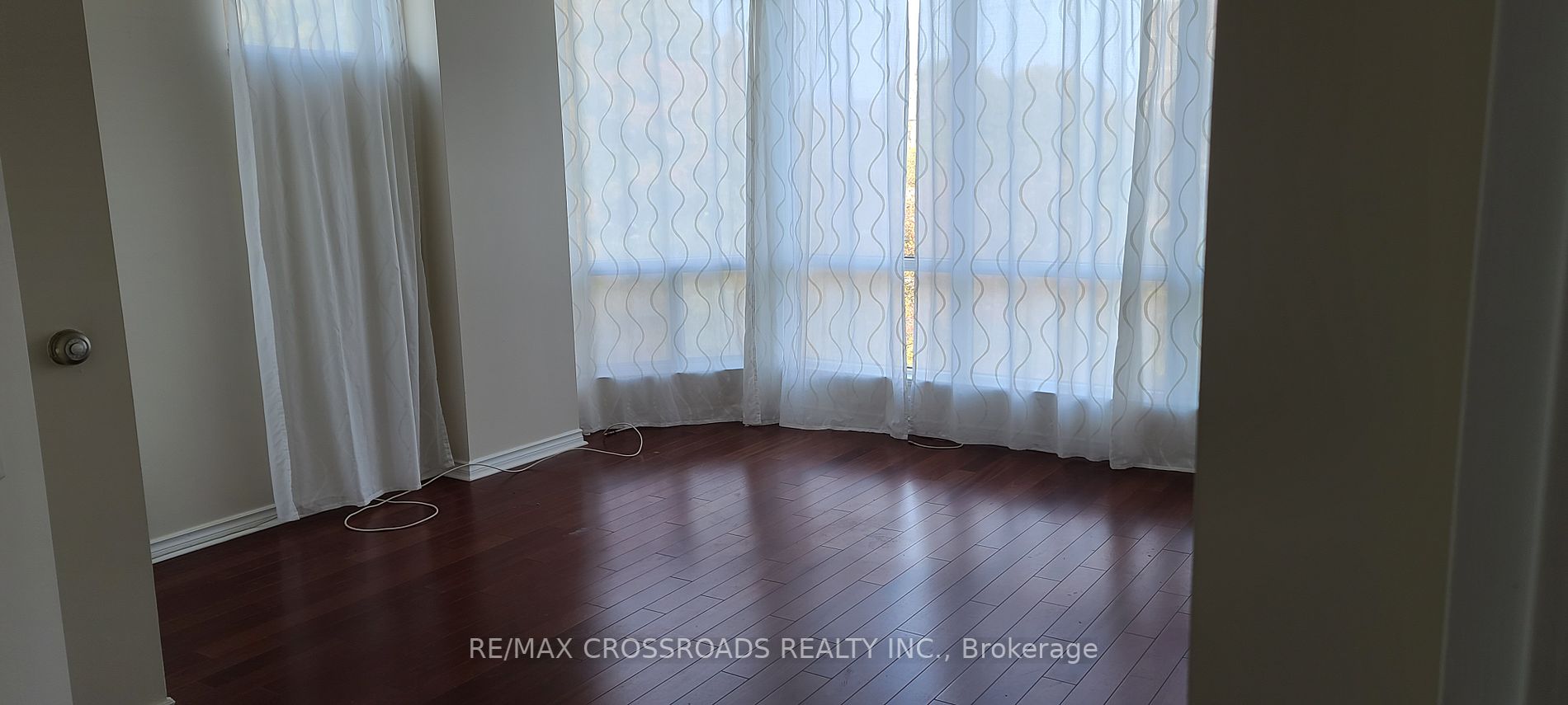 7398 Yonge St, #205
