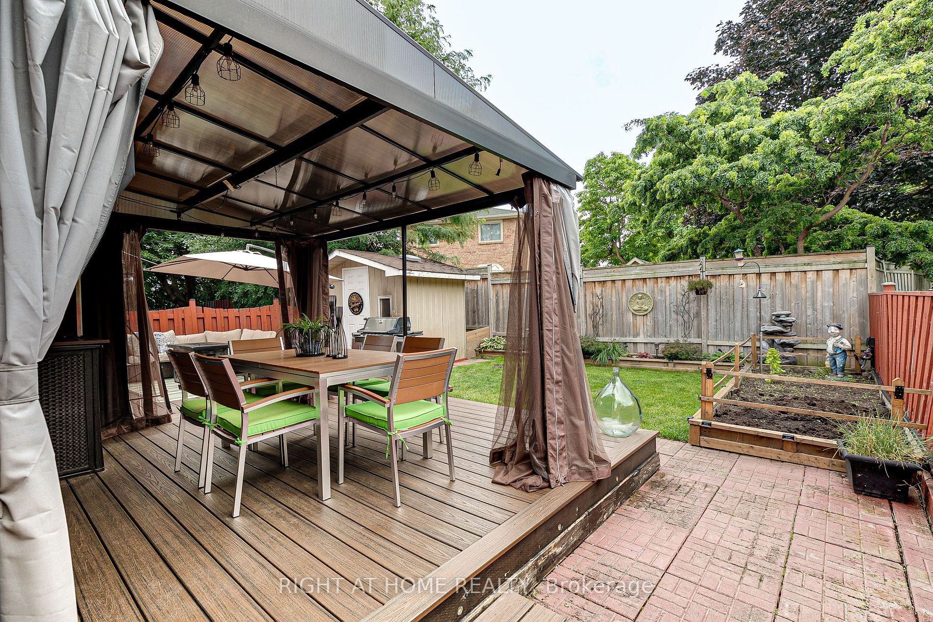 133 Castle Rock Dr