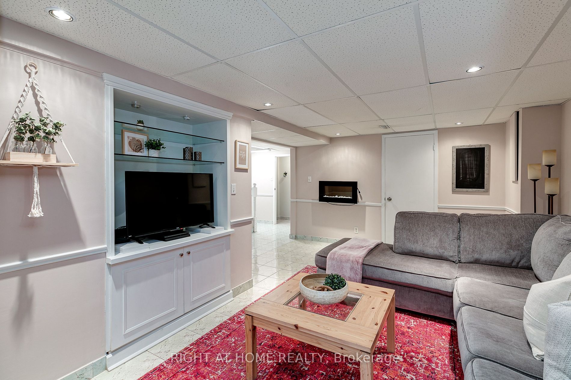 133 Castle Rock Dr