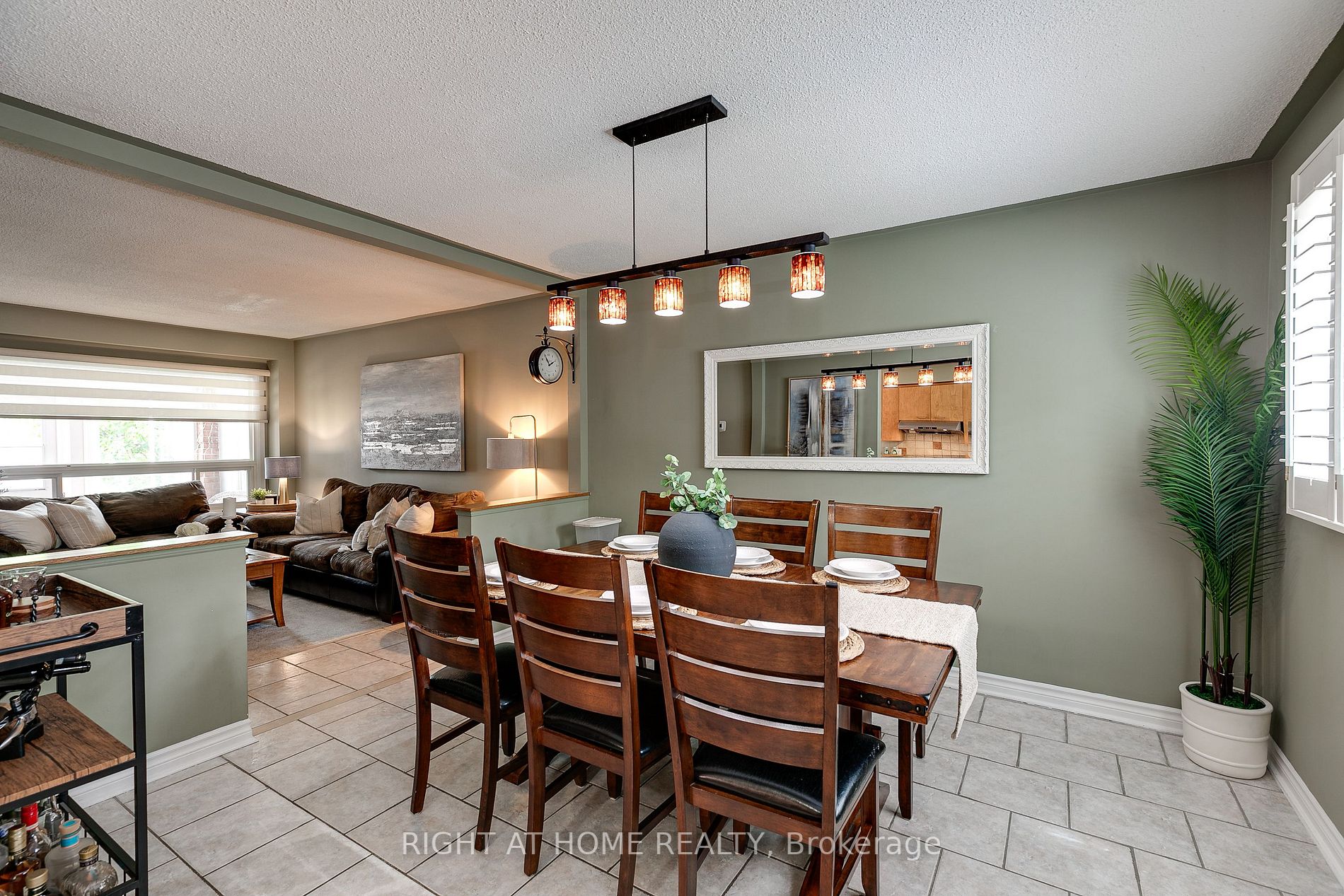133 Castle Rock Dr