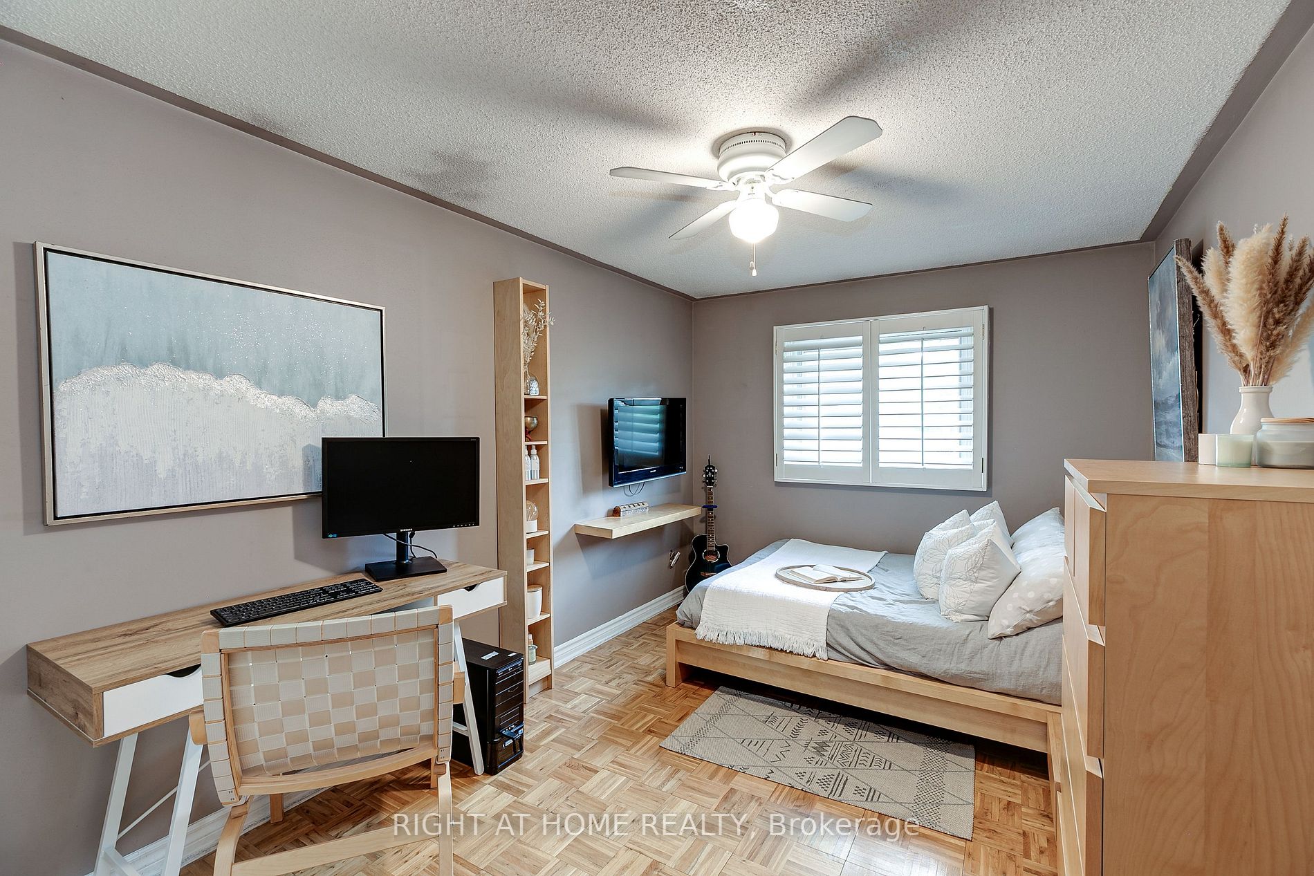 133 Castle Rock Dr