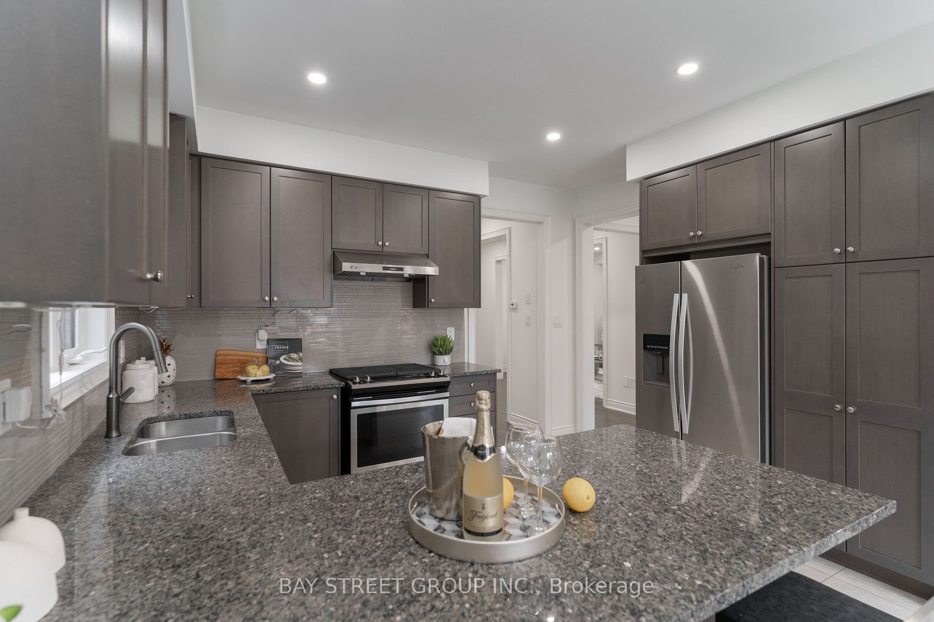 10 Milby Cres