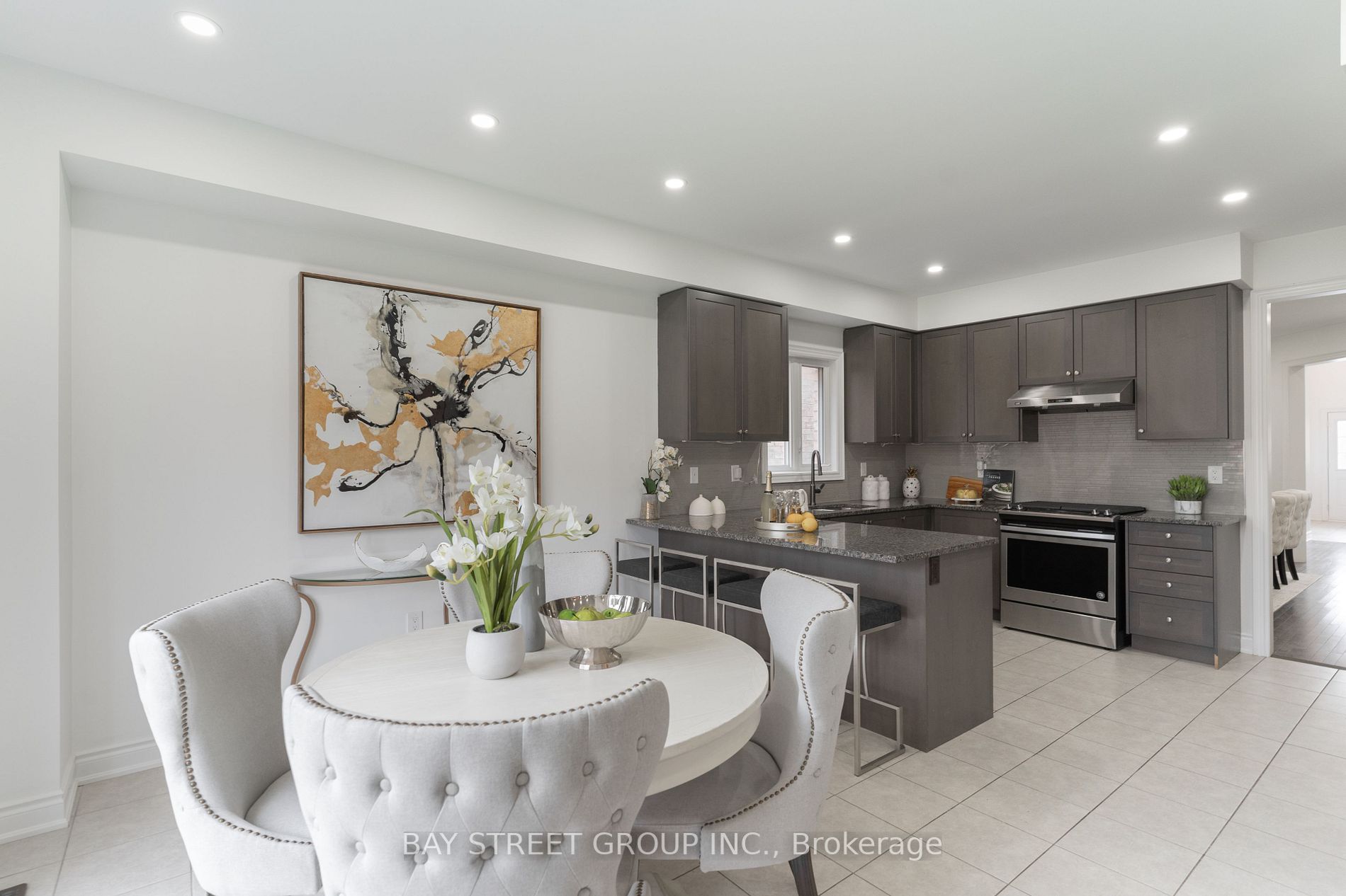 10 Milby Cres