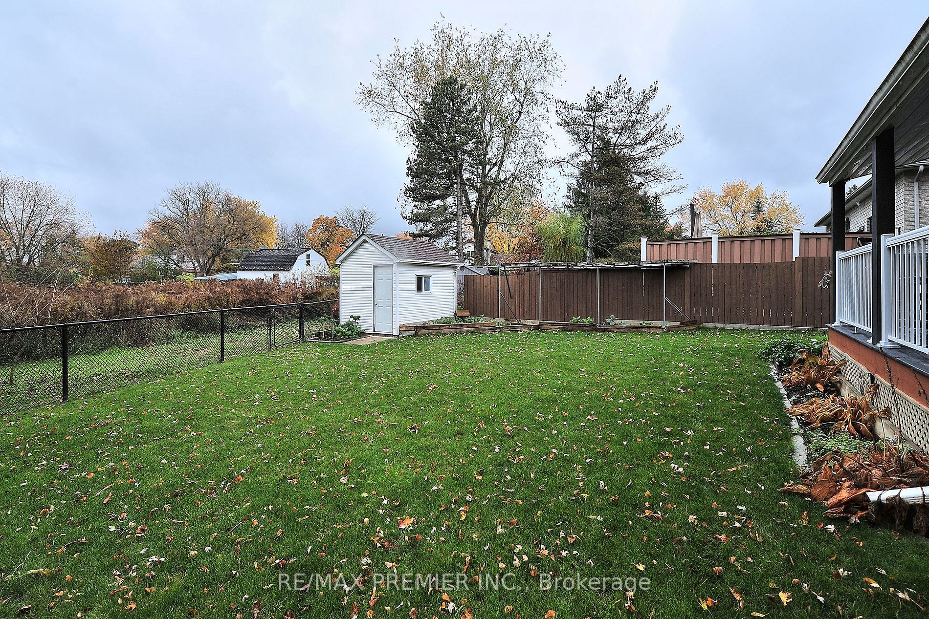33 Everglades Crt