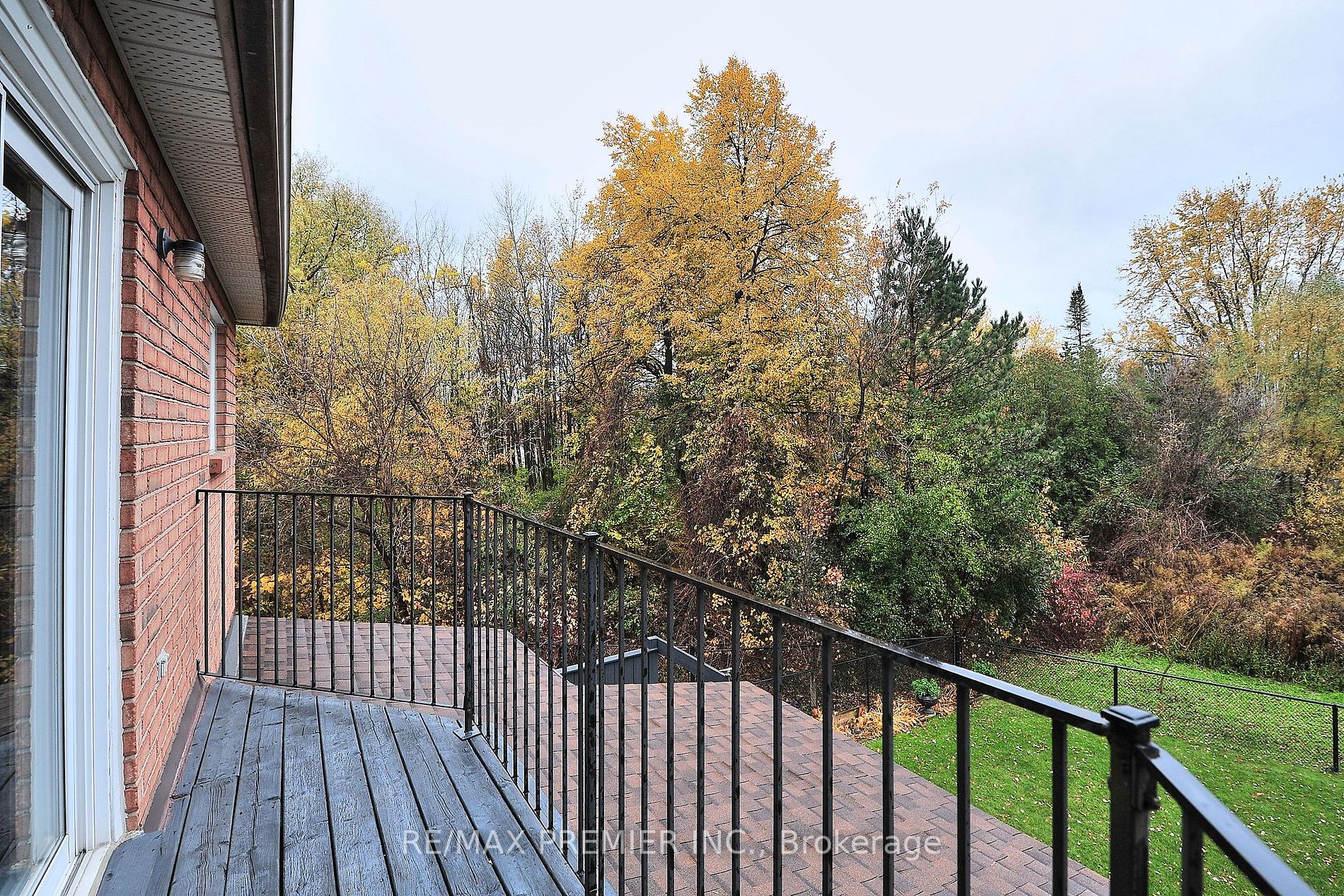33 Everglades Crt