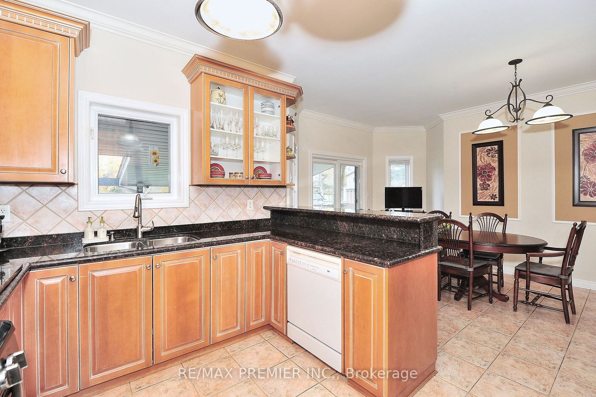 33 Everglades Crt