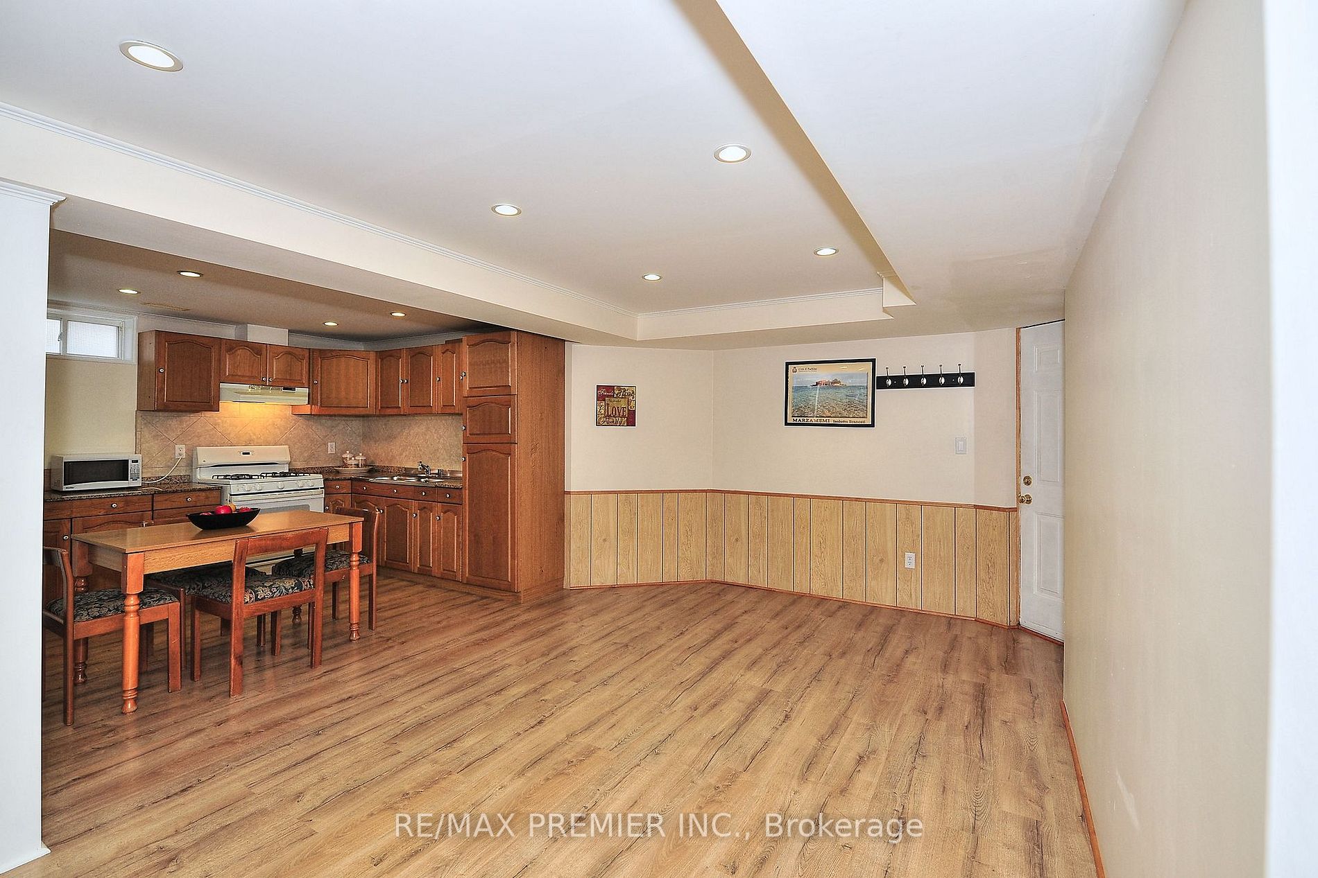 33 Everglades Crt