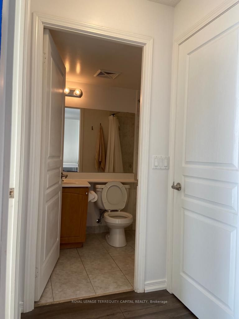 350 Red Maple Rd, #Lph6