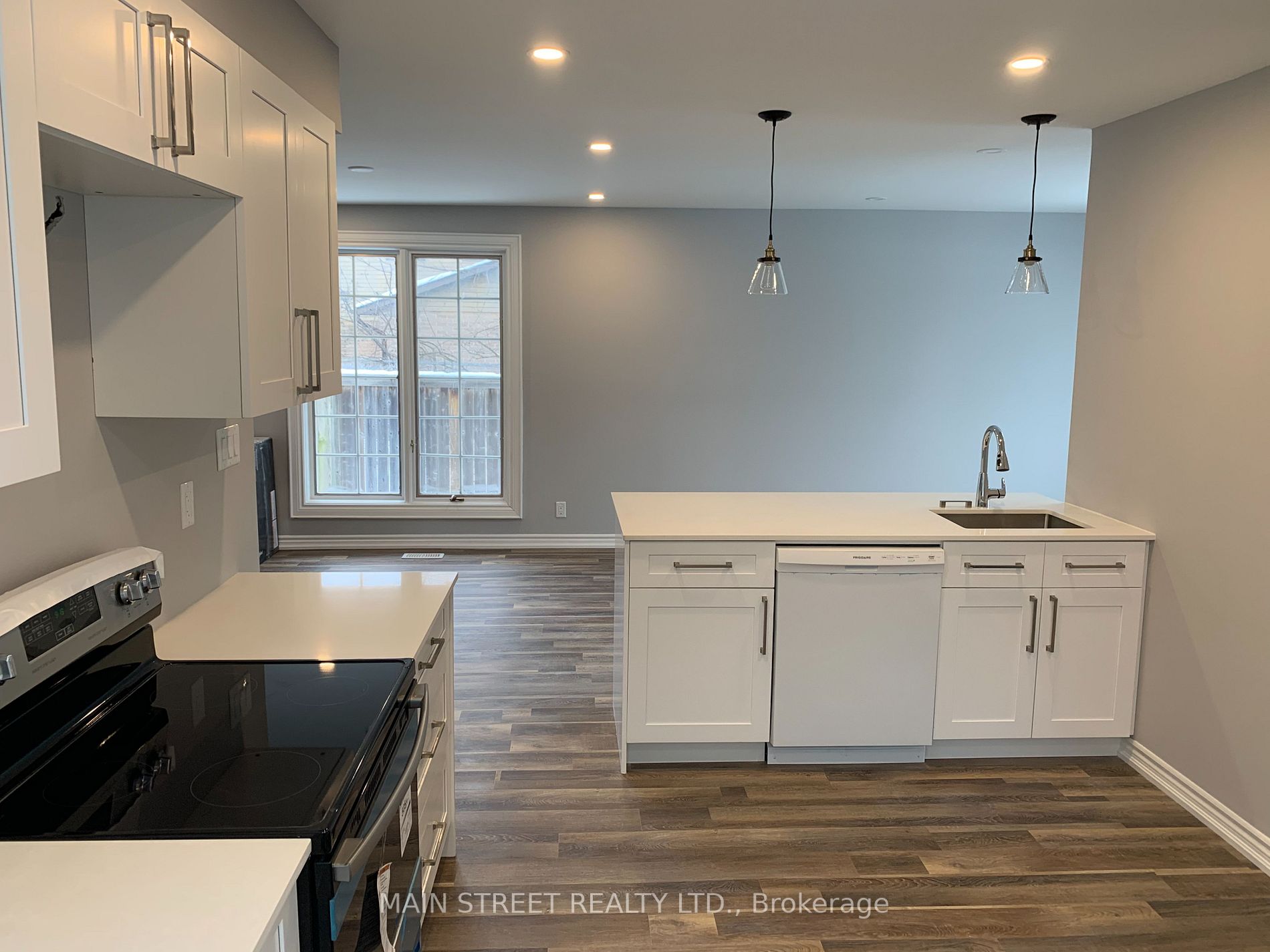 28 Corbett Cres