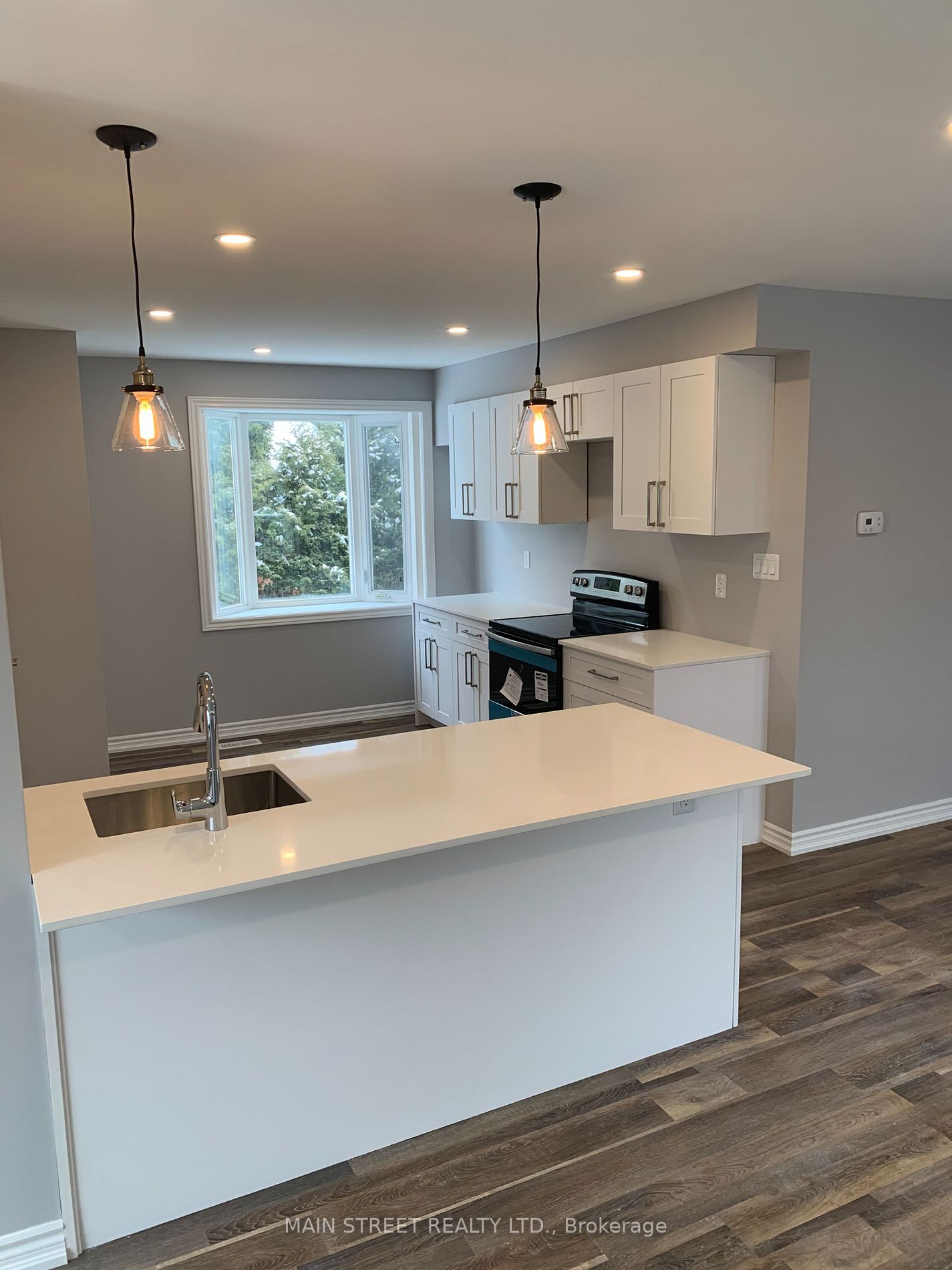 28 Corbett Cres