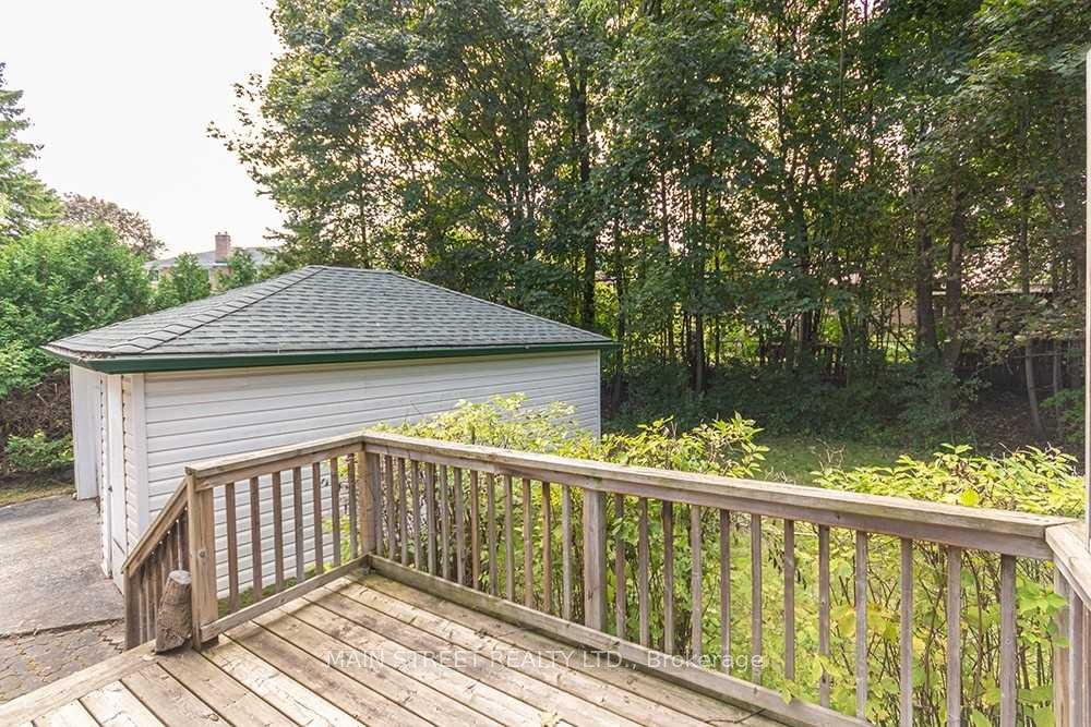 28 Corbett Cres