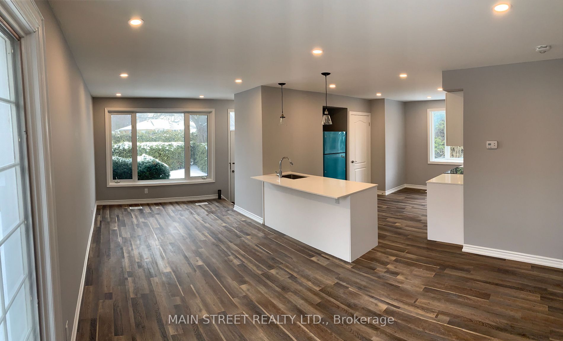 28 Corbett Cres