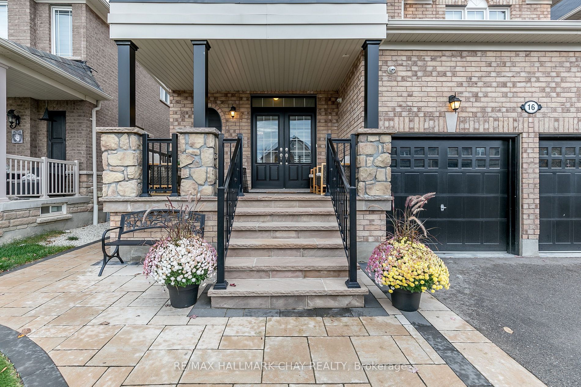 16 Mckay Ave