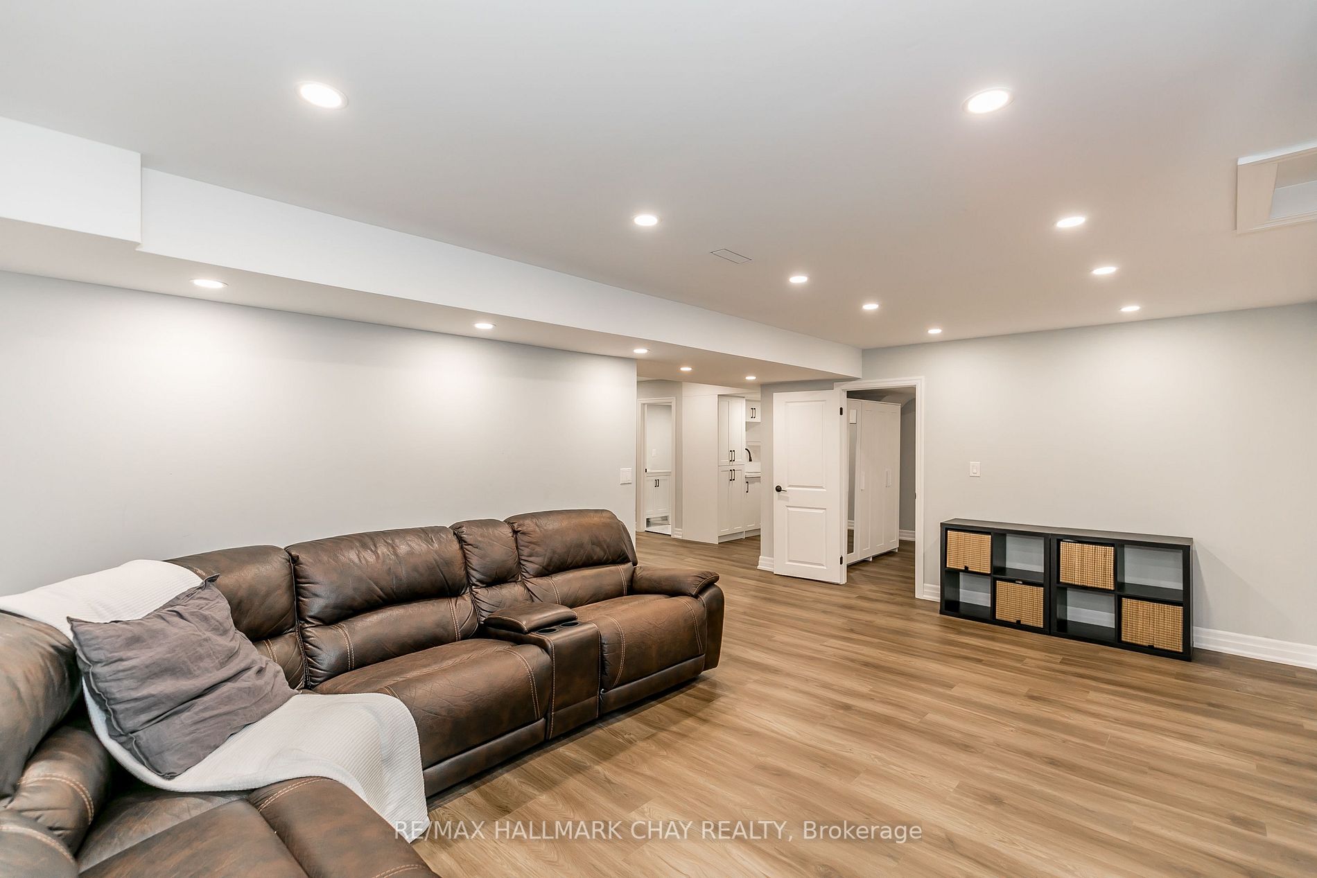 16 Mckay Ave