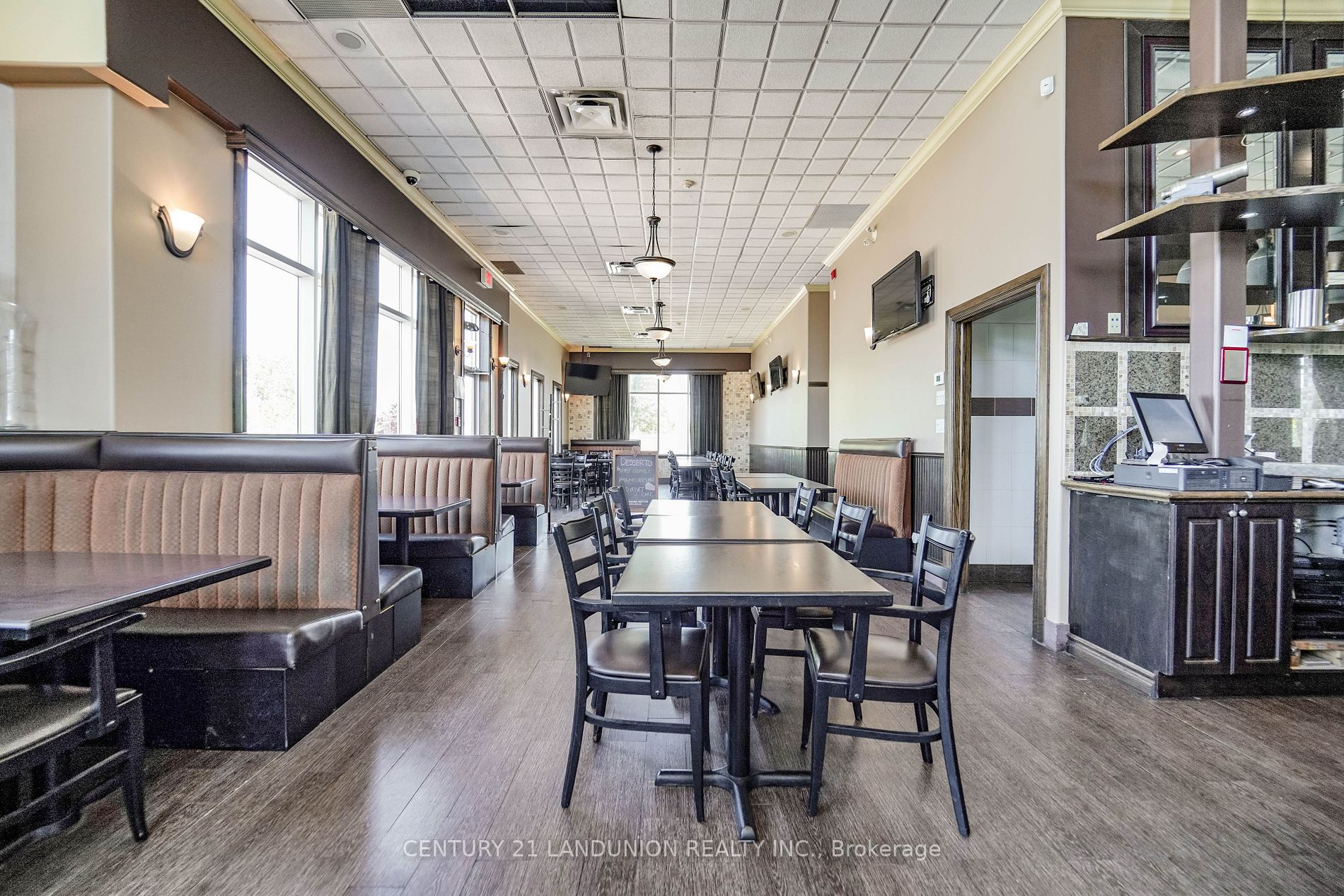 20215 Woodbine Ave