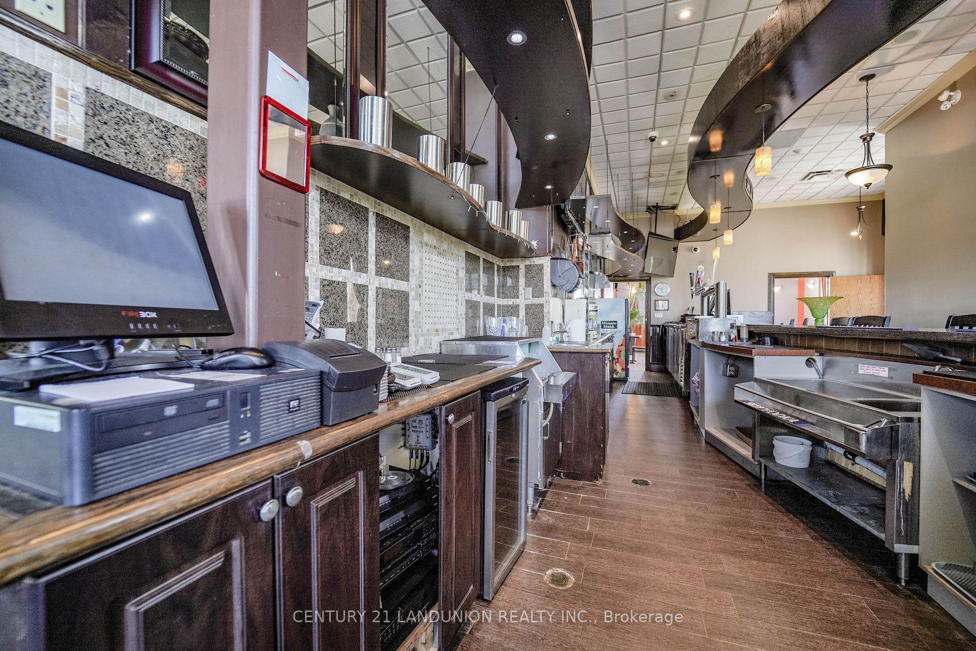 20215 Woodbine Ave
