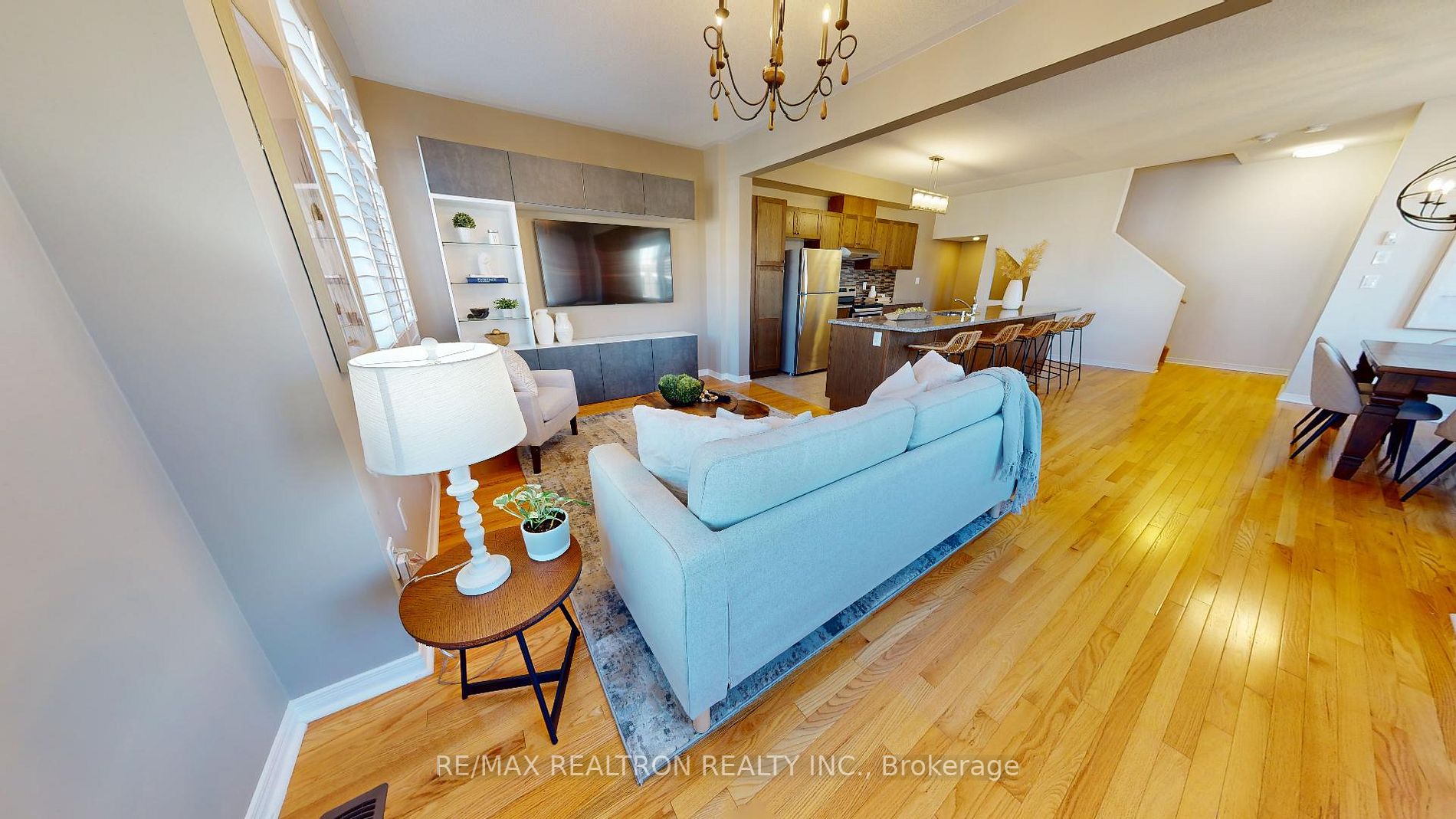 87 Ness Dr
