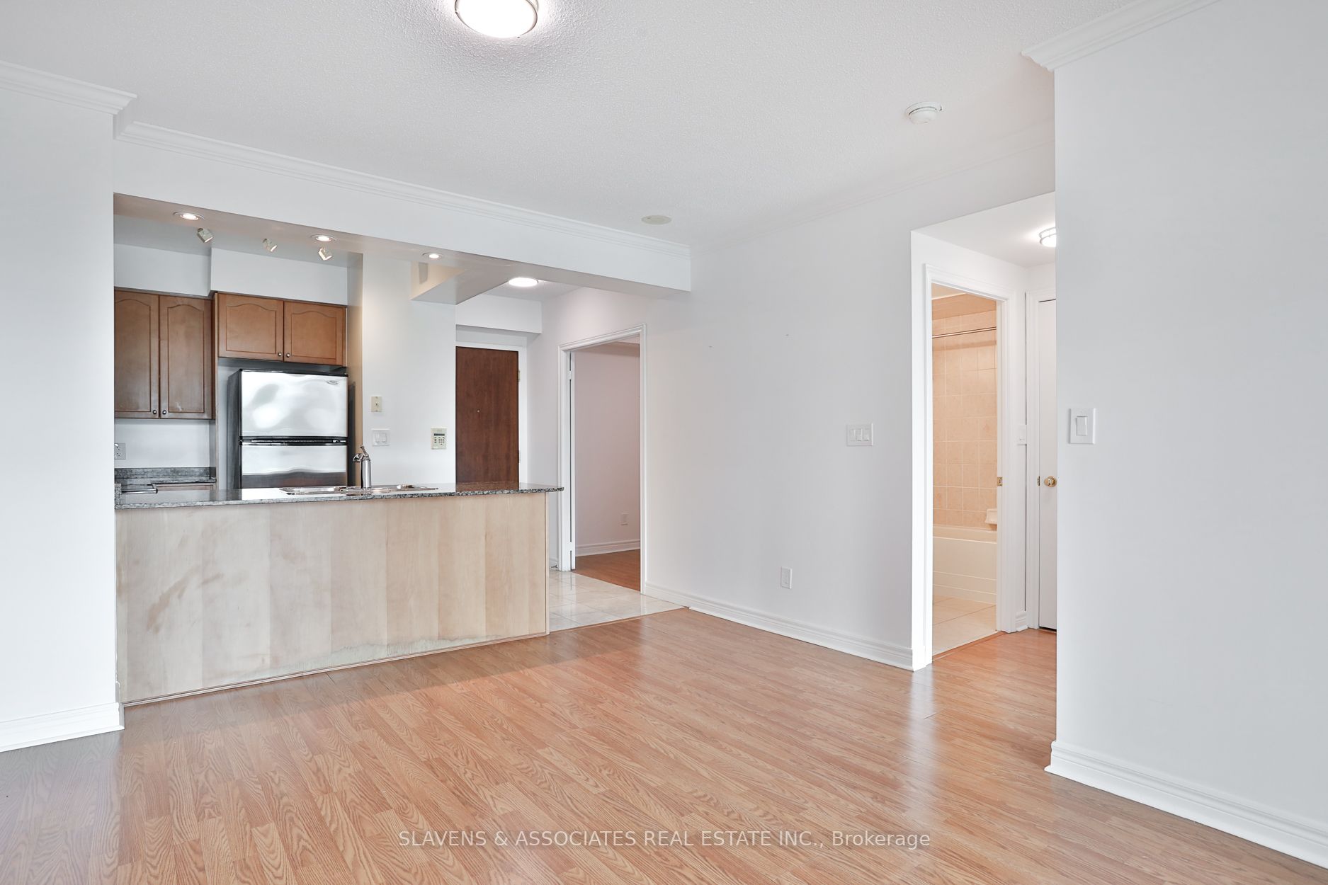 100 Promenade Circ, #209