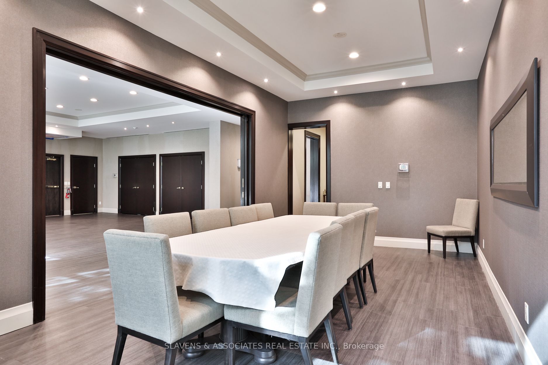100 Promenade Circ, #209