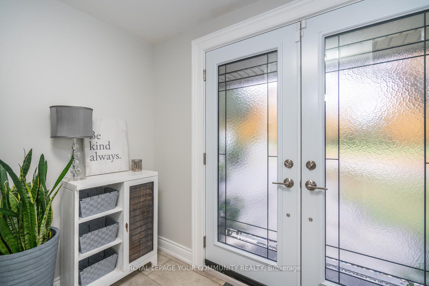 9 Cedar Crescent