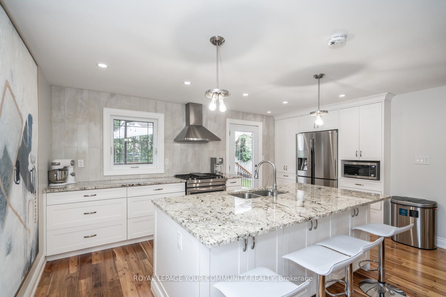 9 Cedar Crescent