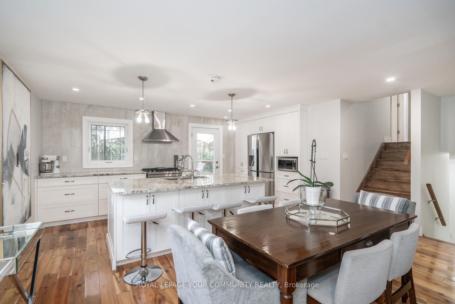 9 Cedar Crescent