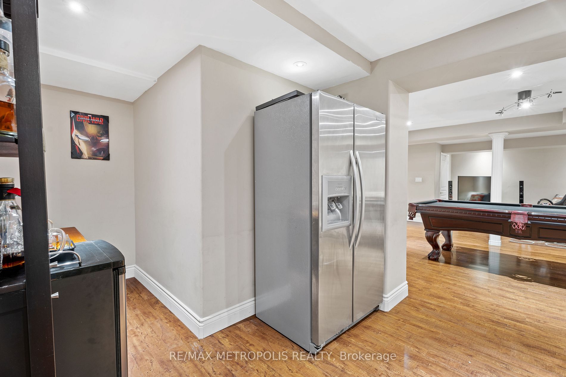 4 Everton Crt