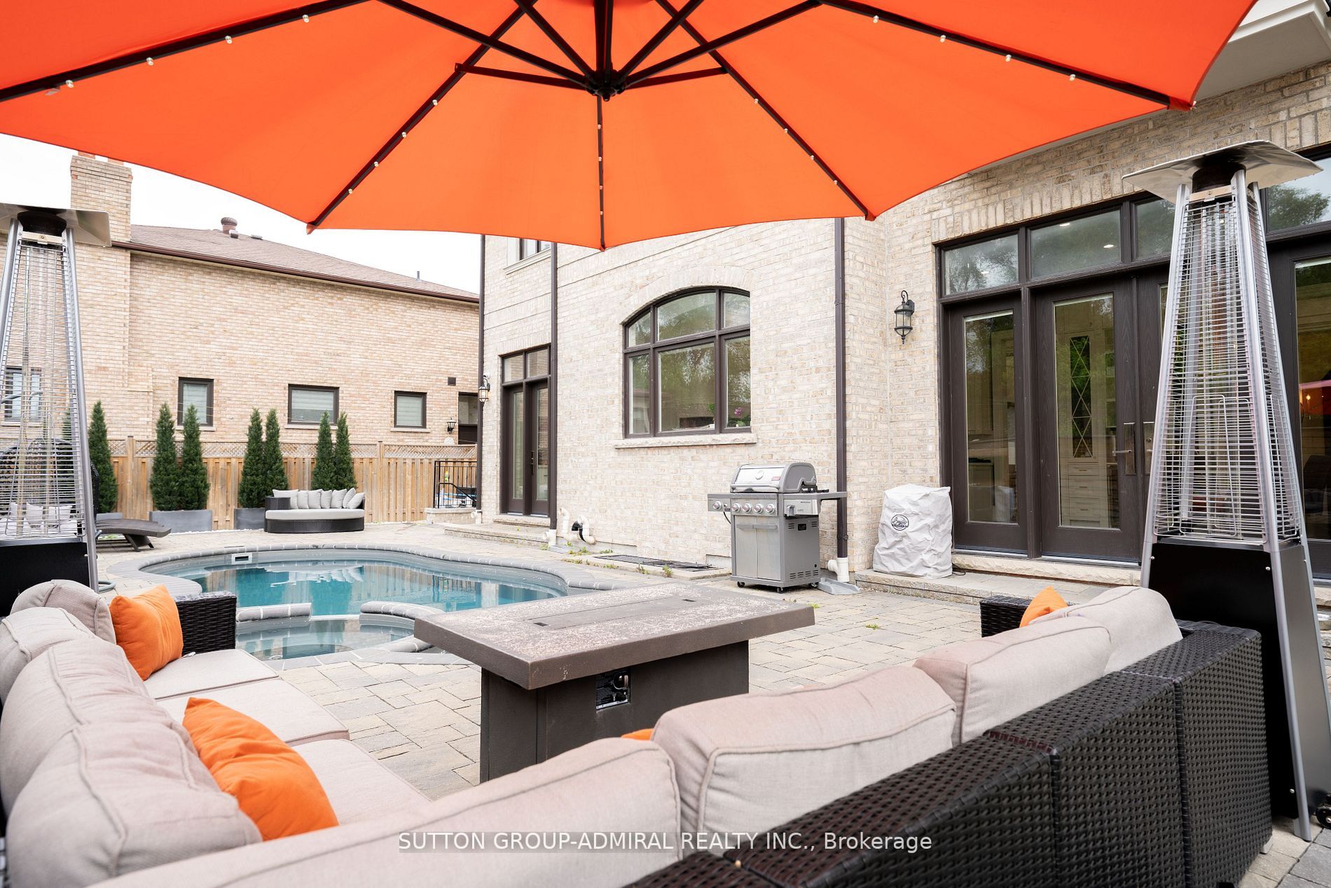 34 Mackay Dr