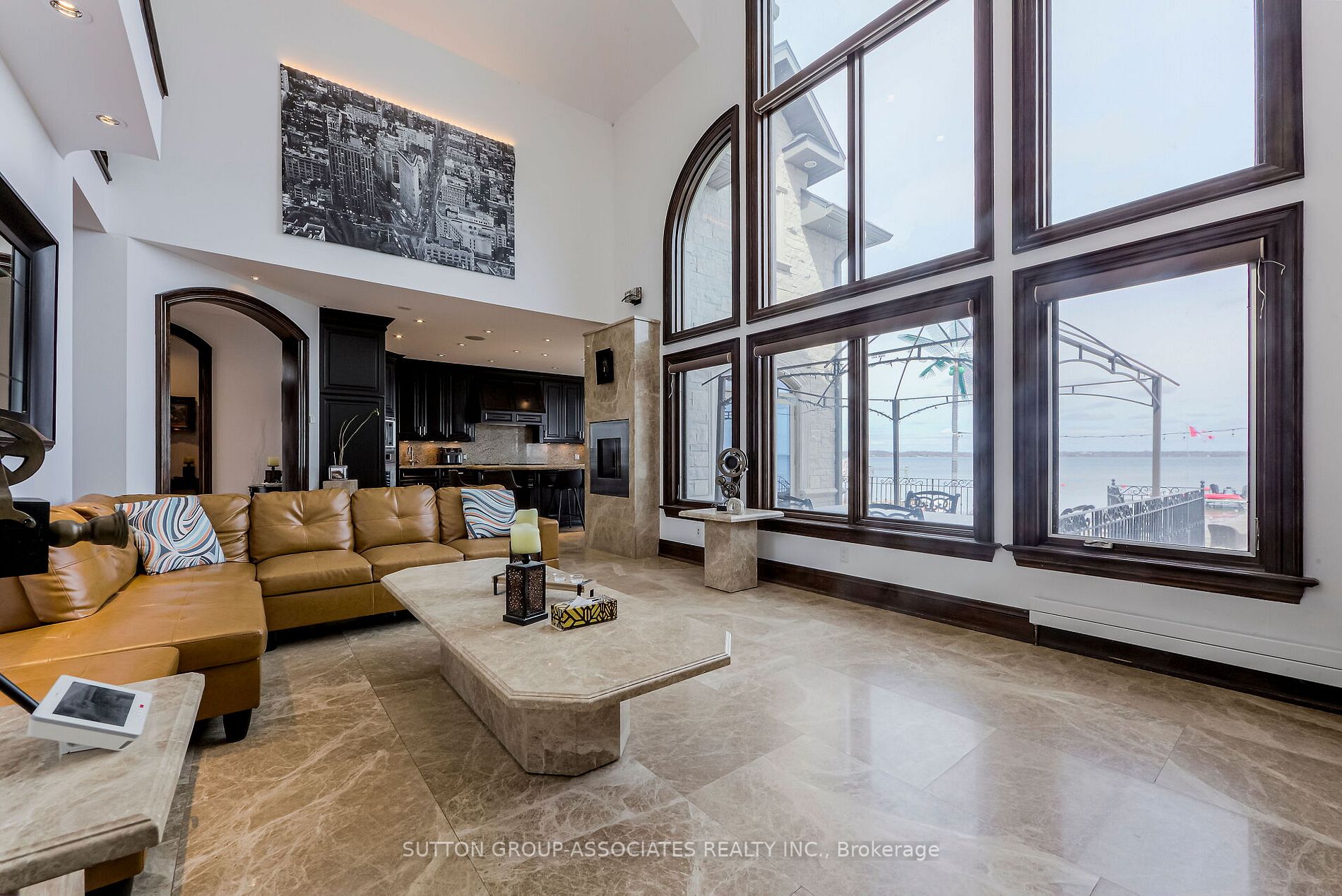 283 Beach Rd