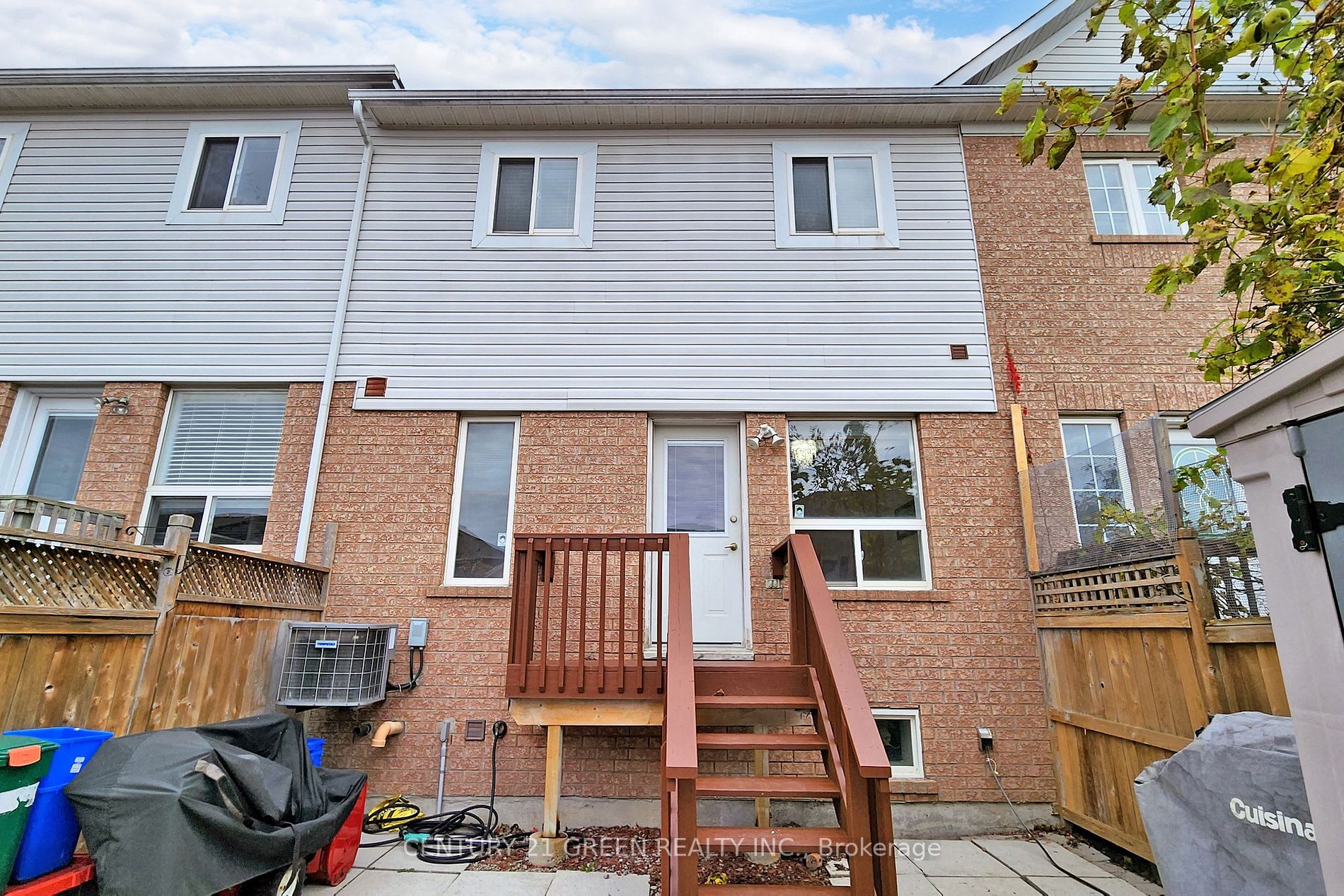 145 Baywell Cres S