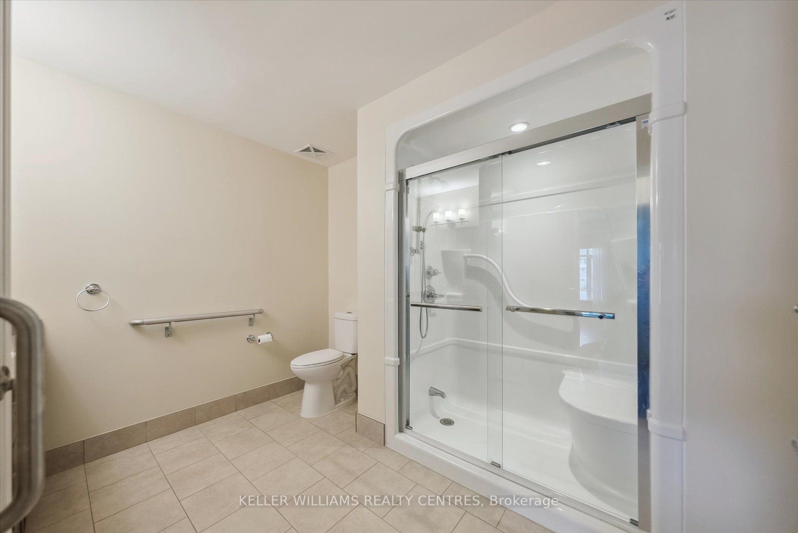 420 William Graham Dr, #218