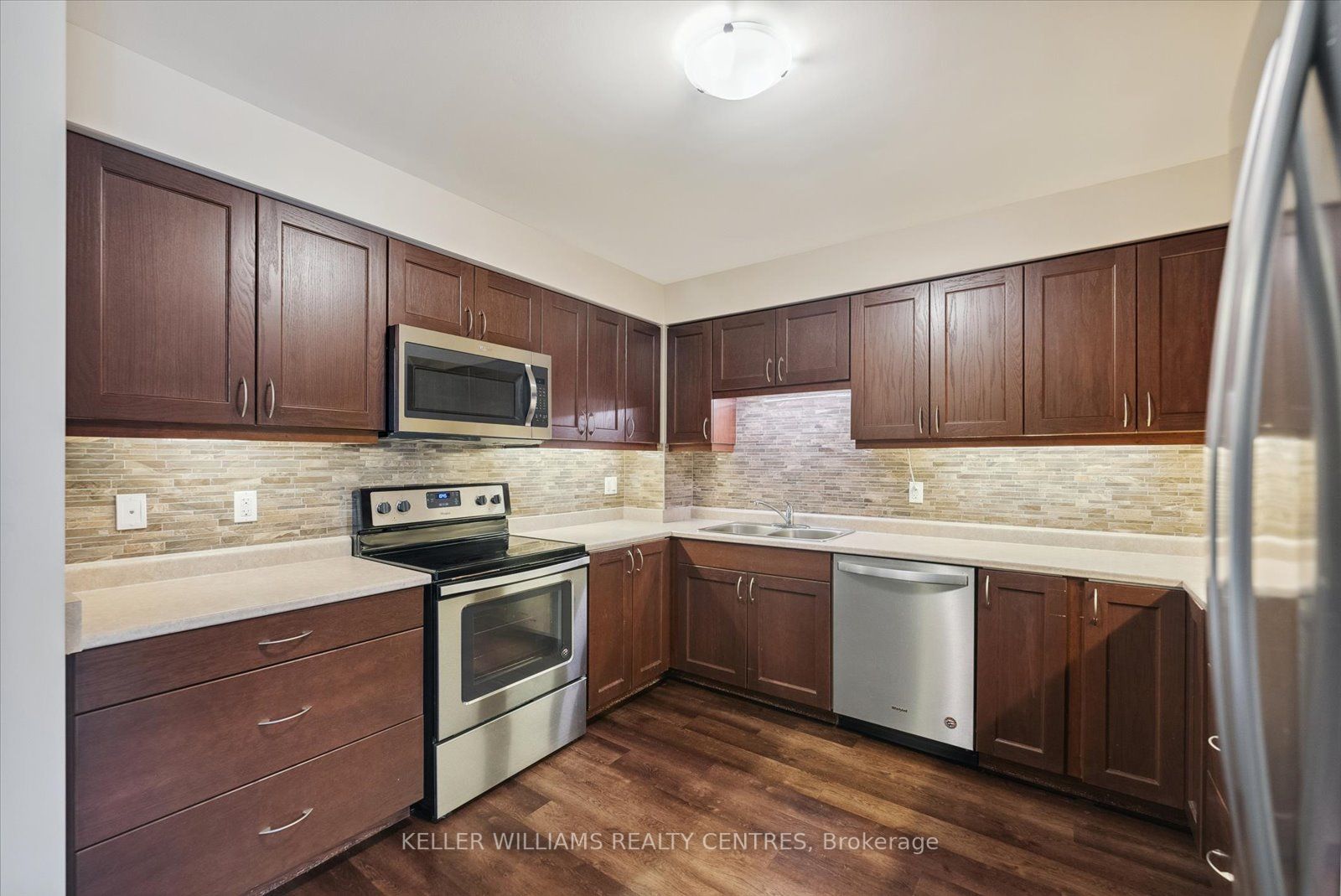 420 William Graham Dr, #218