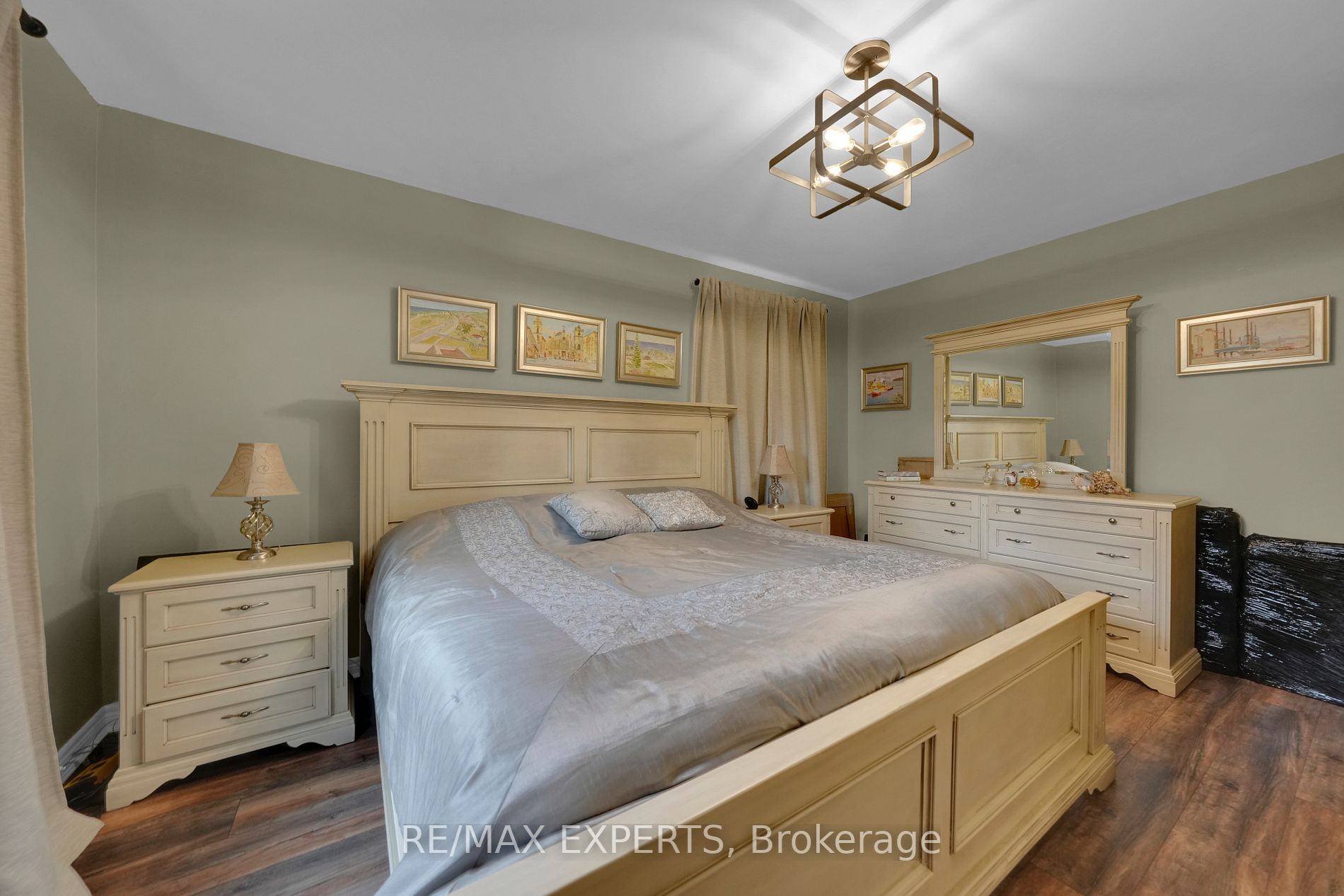 749 Happyvale Dr