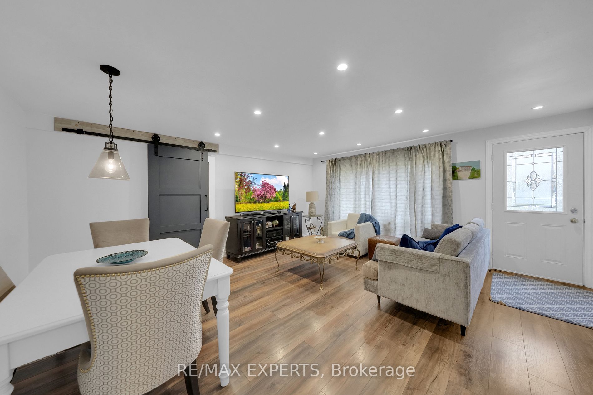 749 Happyvale Dr