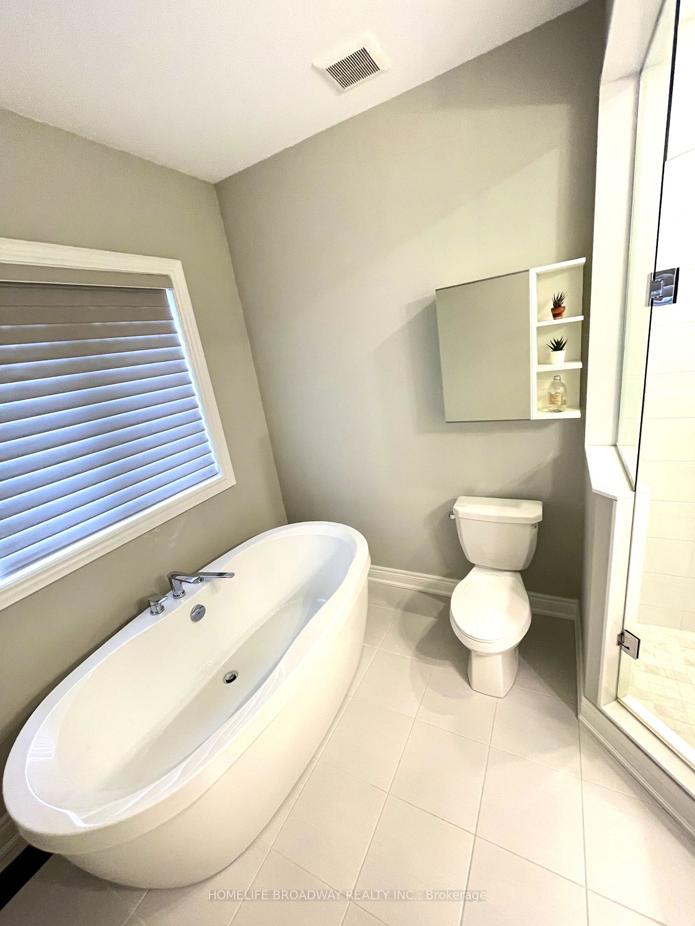 142 Drizzel Cres