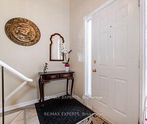 102 Zima Cres